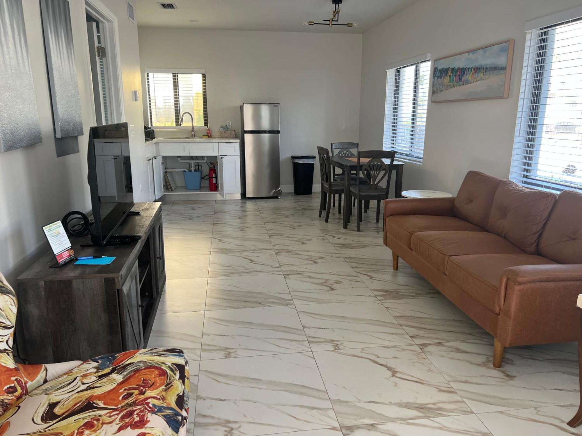 One-Bedroom Suite