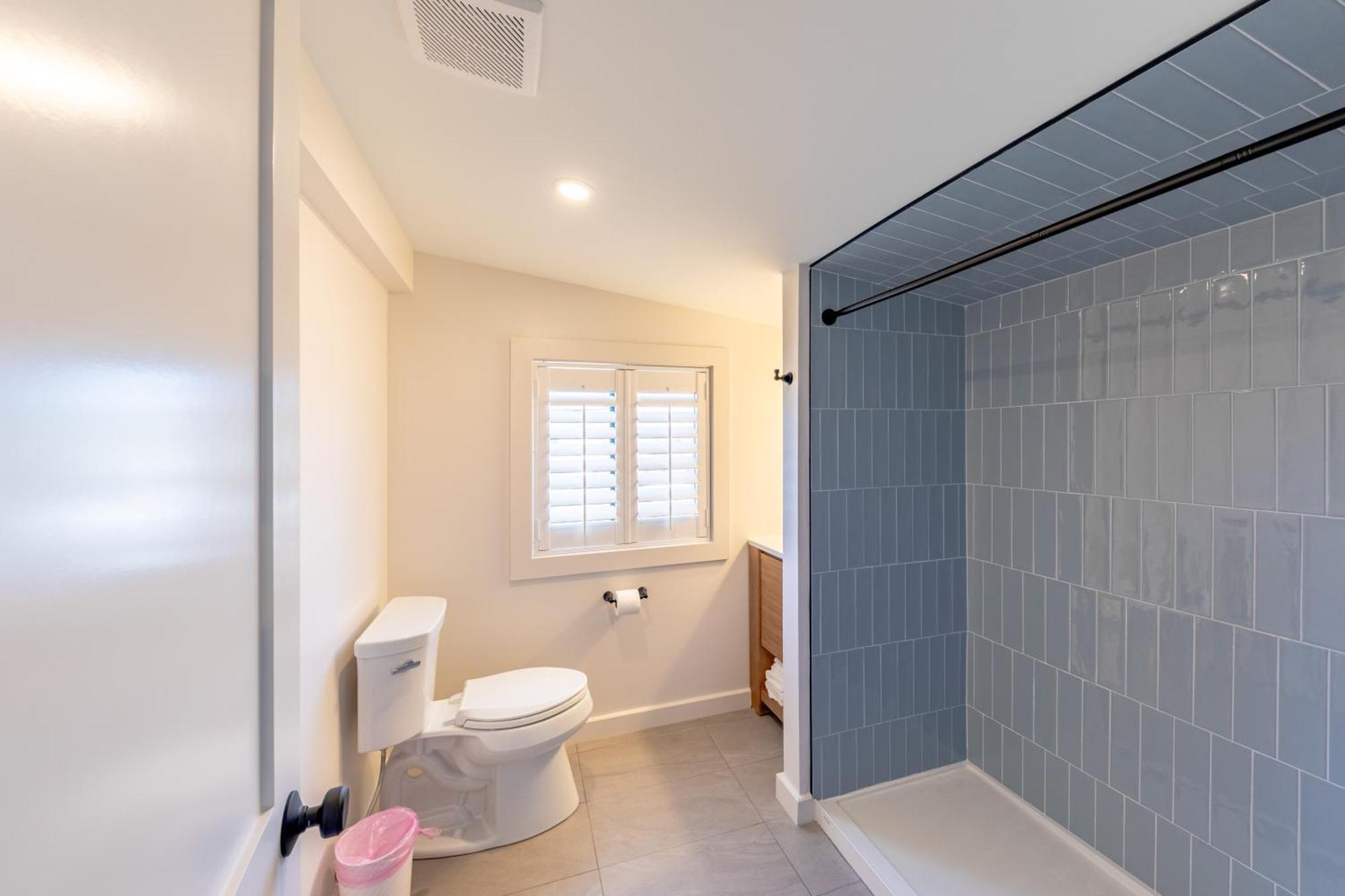 One-Bedroom King Suite