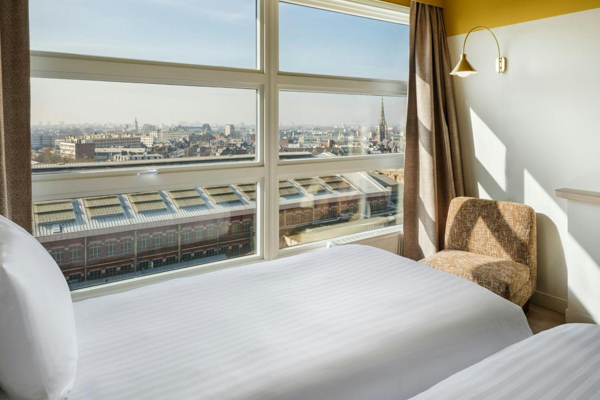 Twin Studio Two Single Beds City View High Floor
