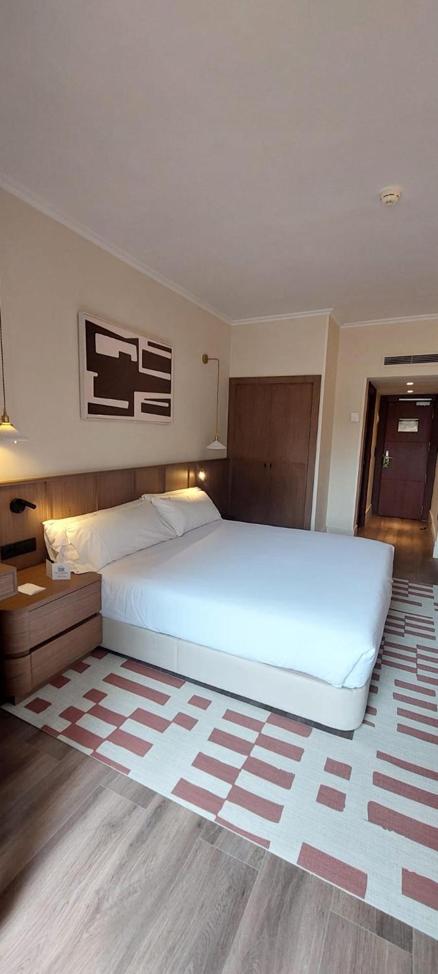 King Room Plus Cathedral View