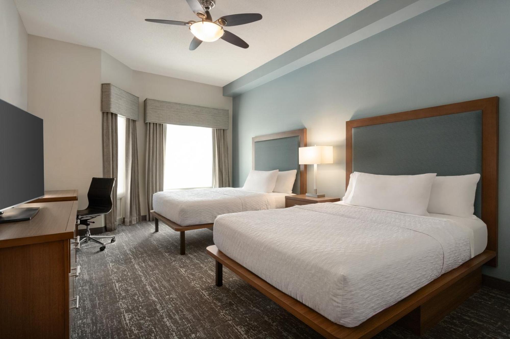 Suite with Two Queen Beds and Roll-In Shower - Mobility and Hearing Access/Non-Smoking