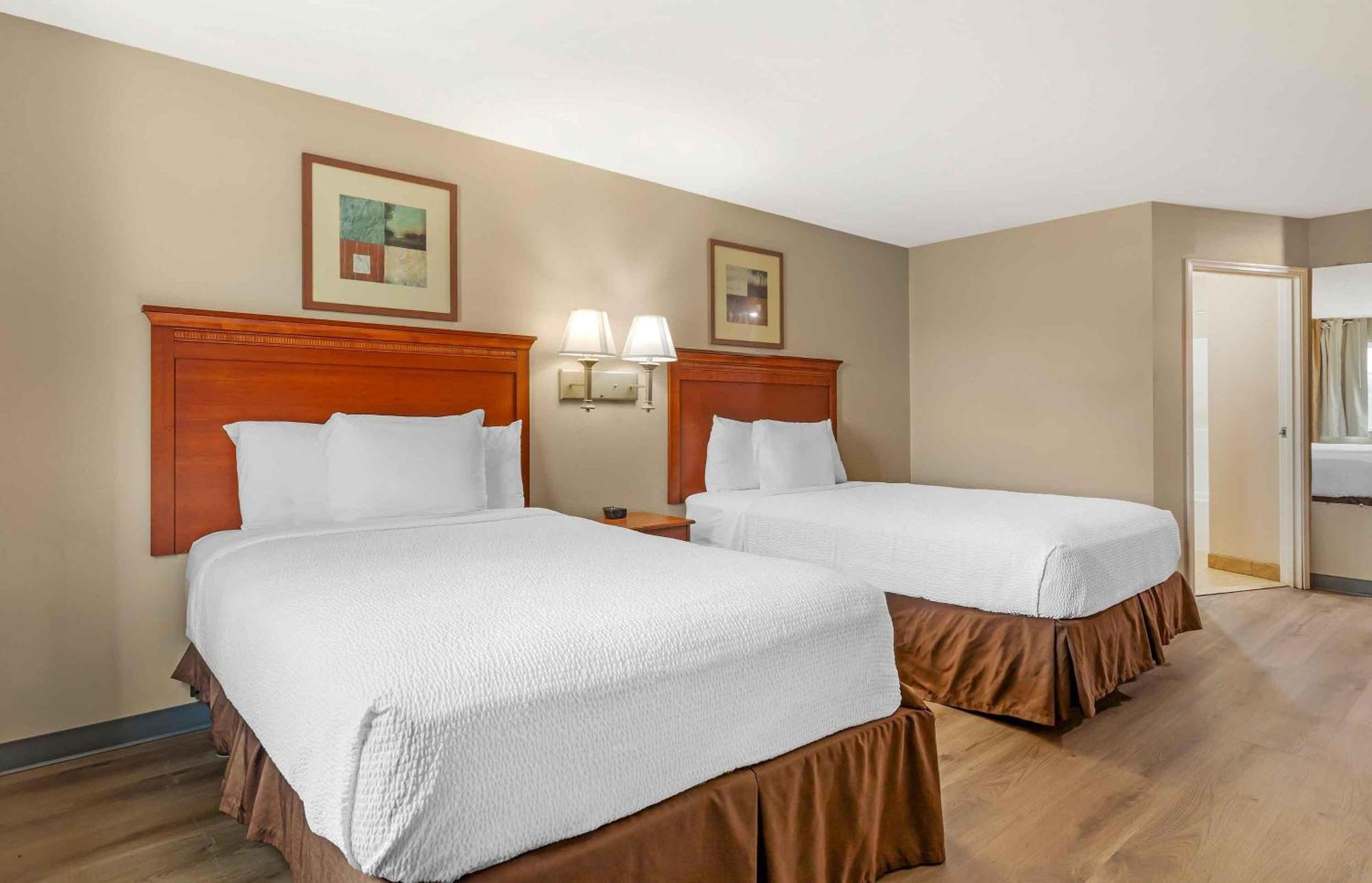 Standard Double Room with Two Double Beds