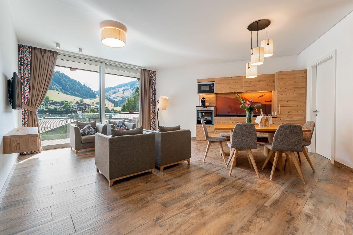 Superior One-Bedroom Apartment