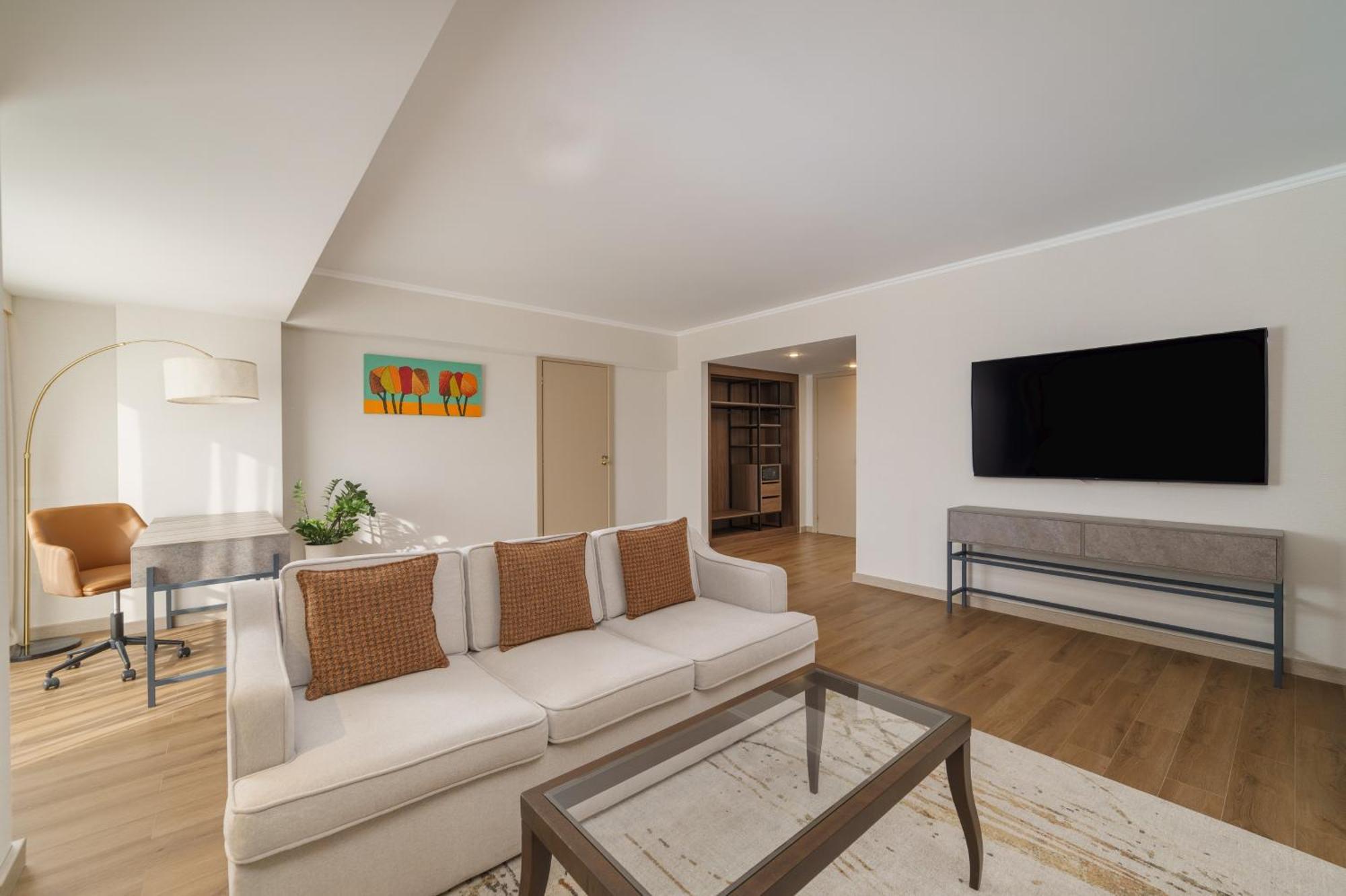 Executive King Suite