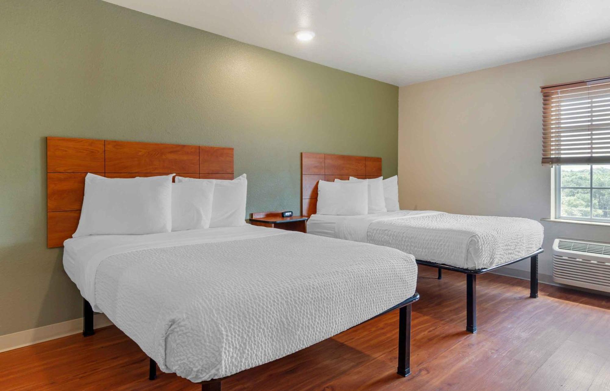 Standard Double Room Two Double Beds Non-Smoking
