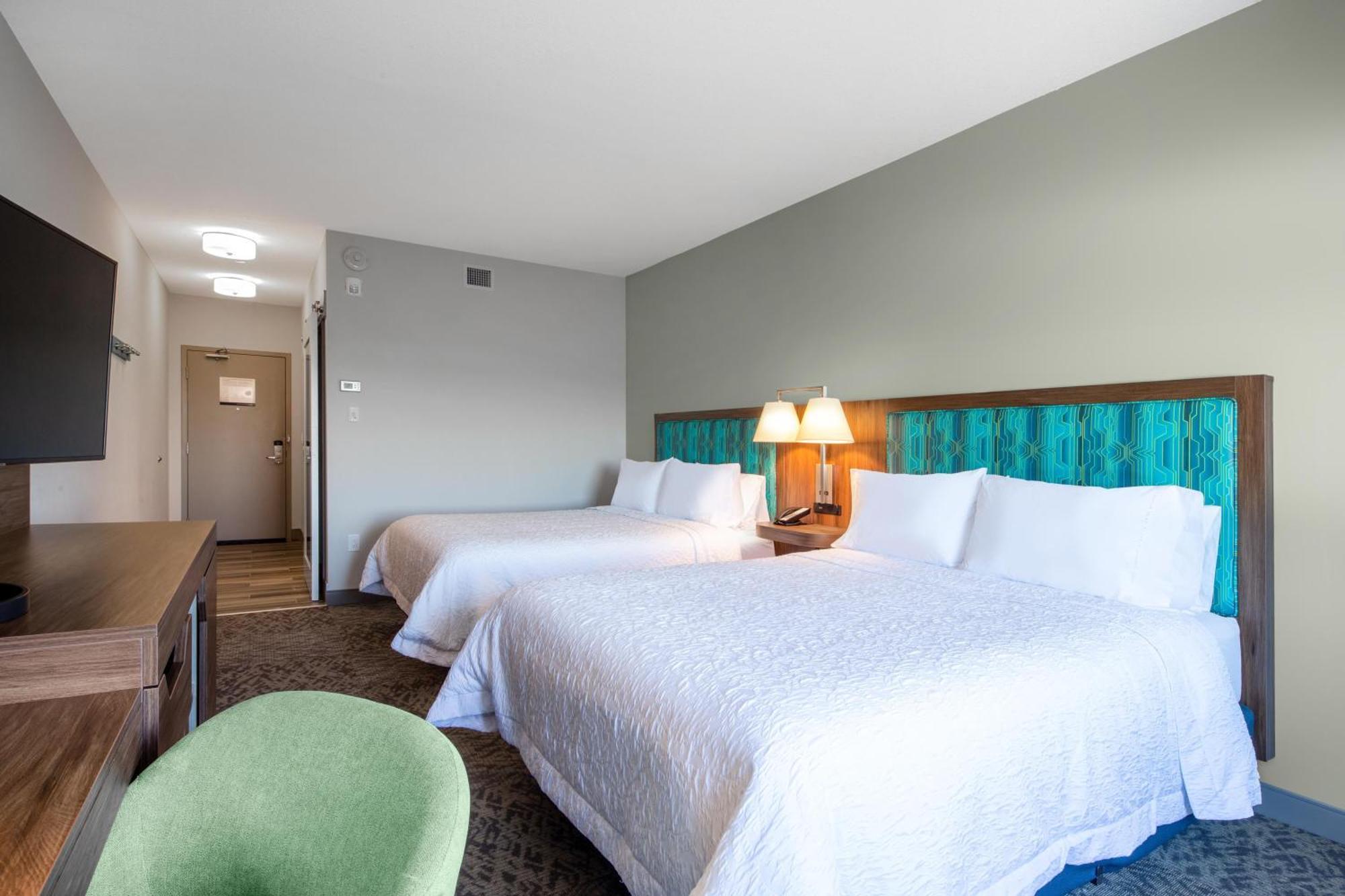Queen Room Two Queen Beds