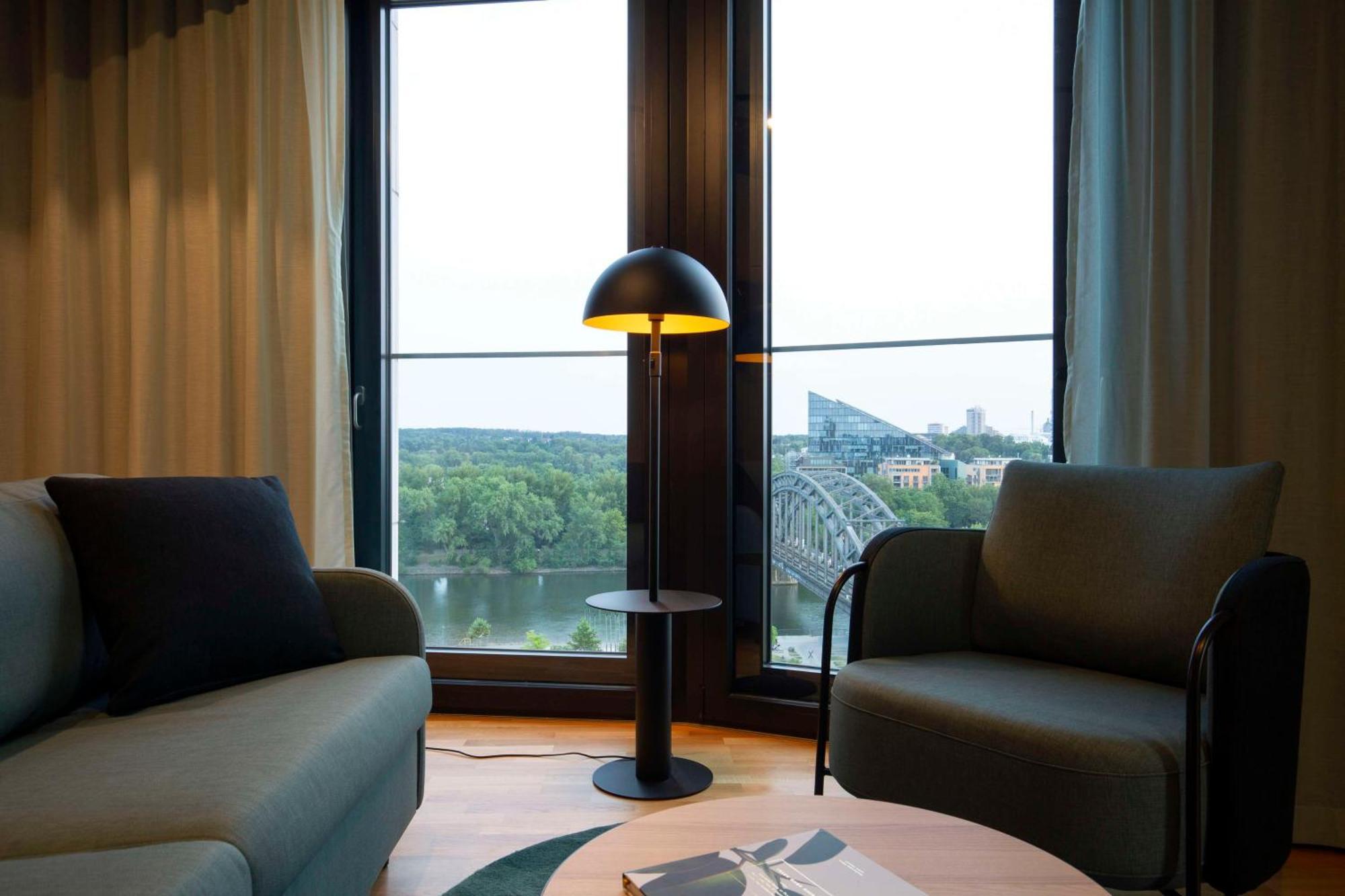 Superior Double Room access to lounge "Living Room"