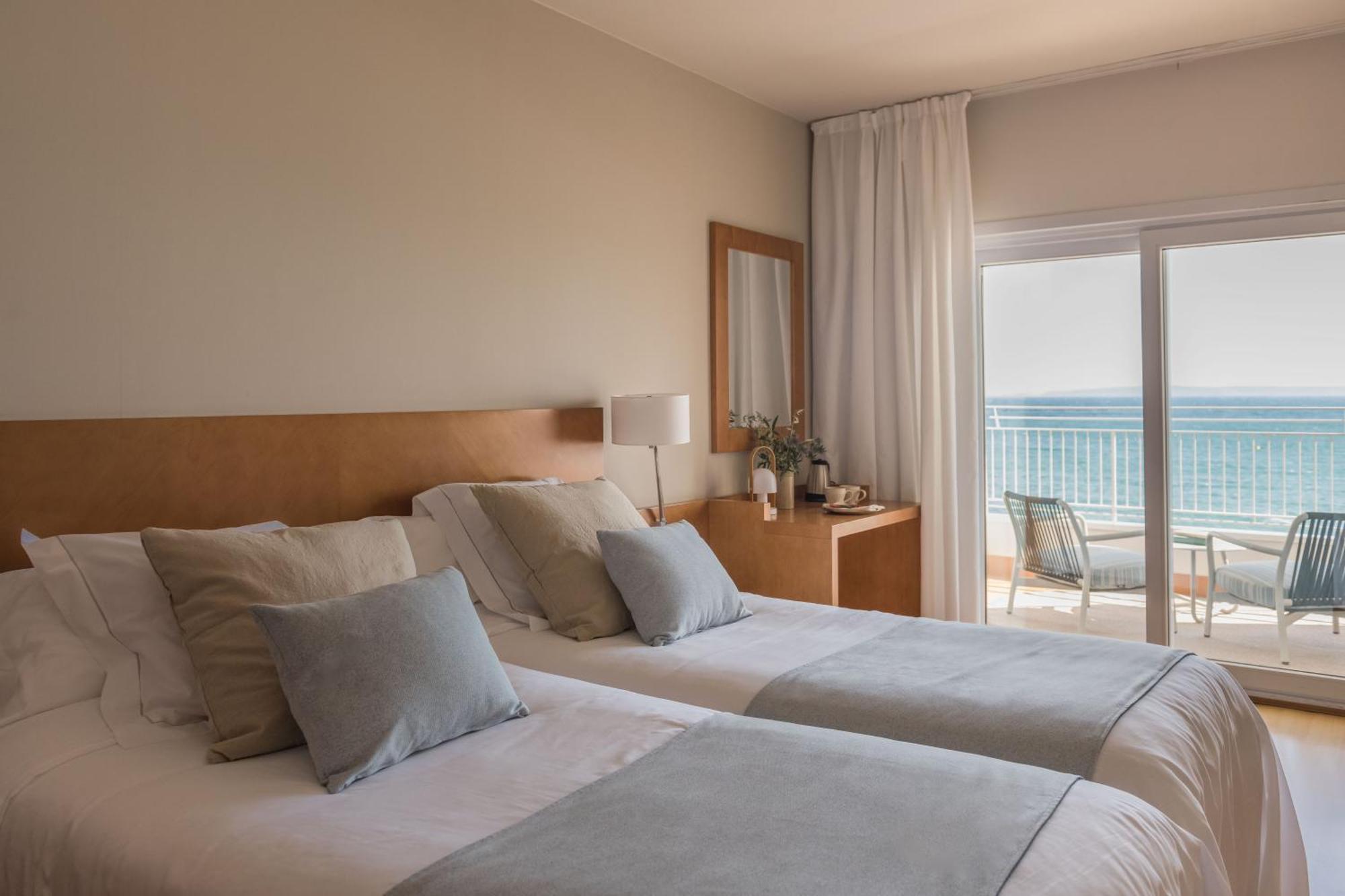 Superior Twin Room Sea View