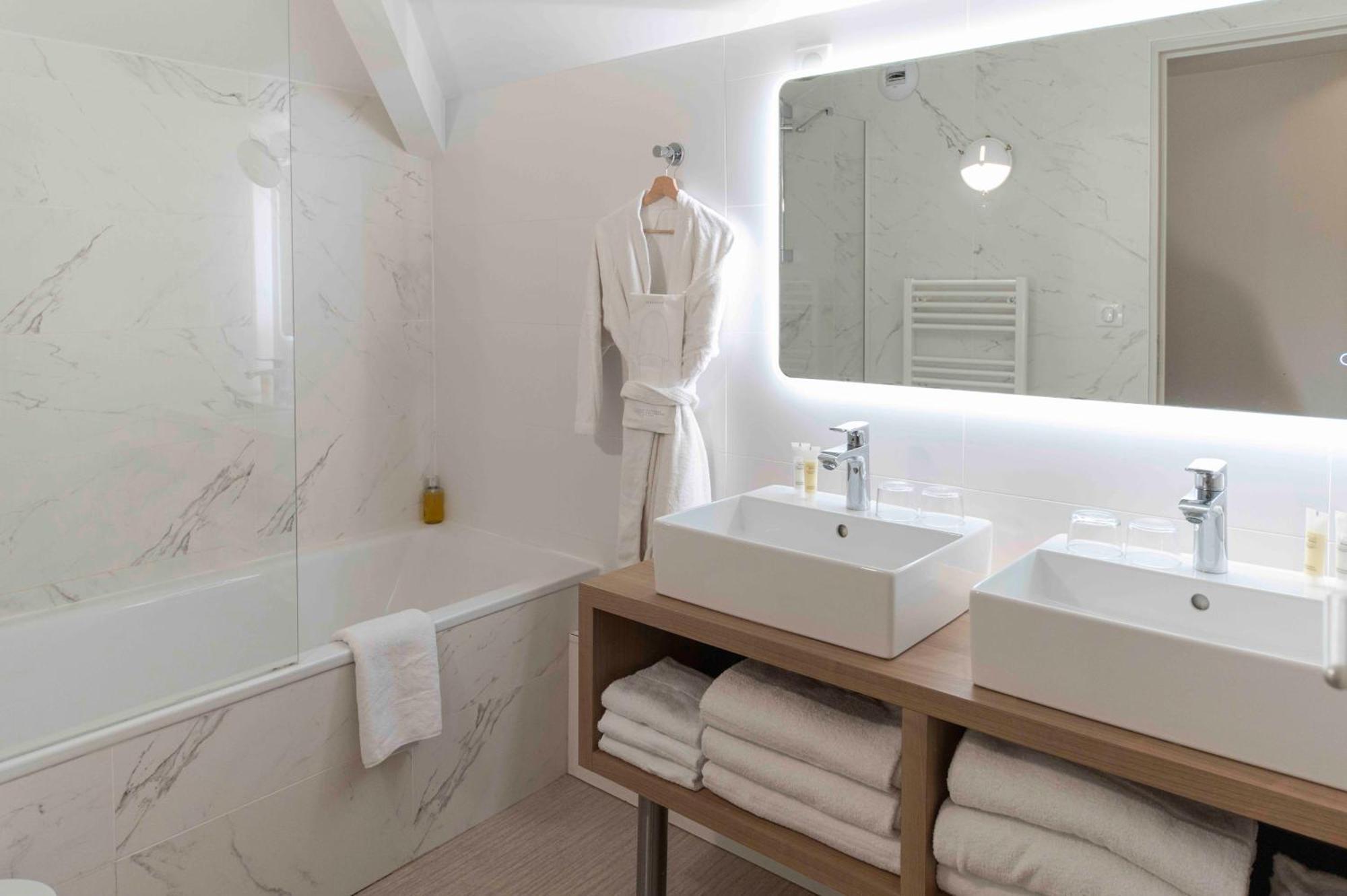 Family Queen Suite