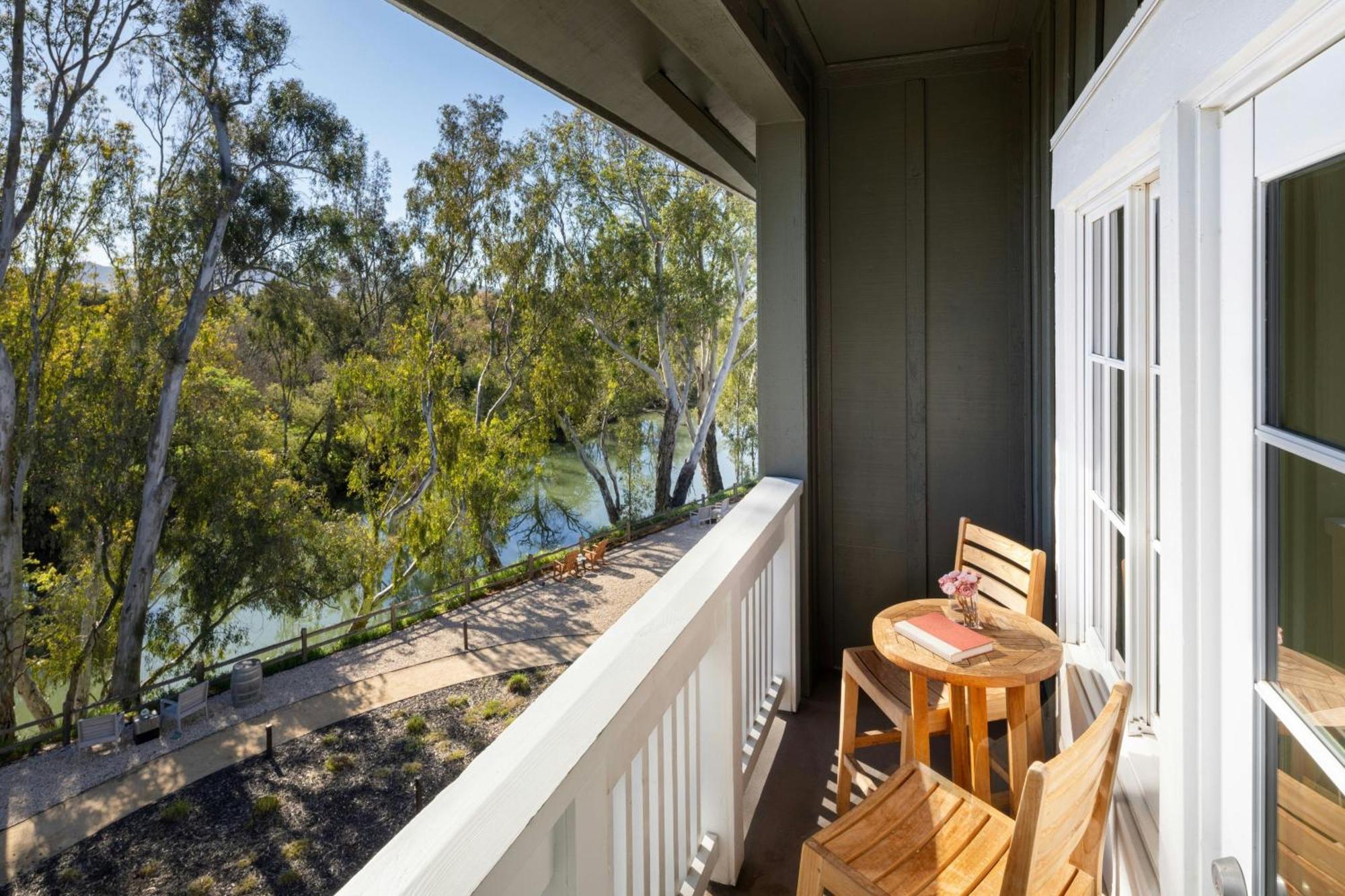 Deluxe King Room with Sofa Bed and Balcony - River View