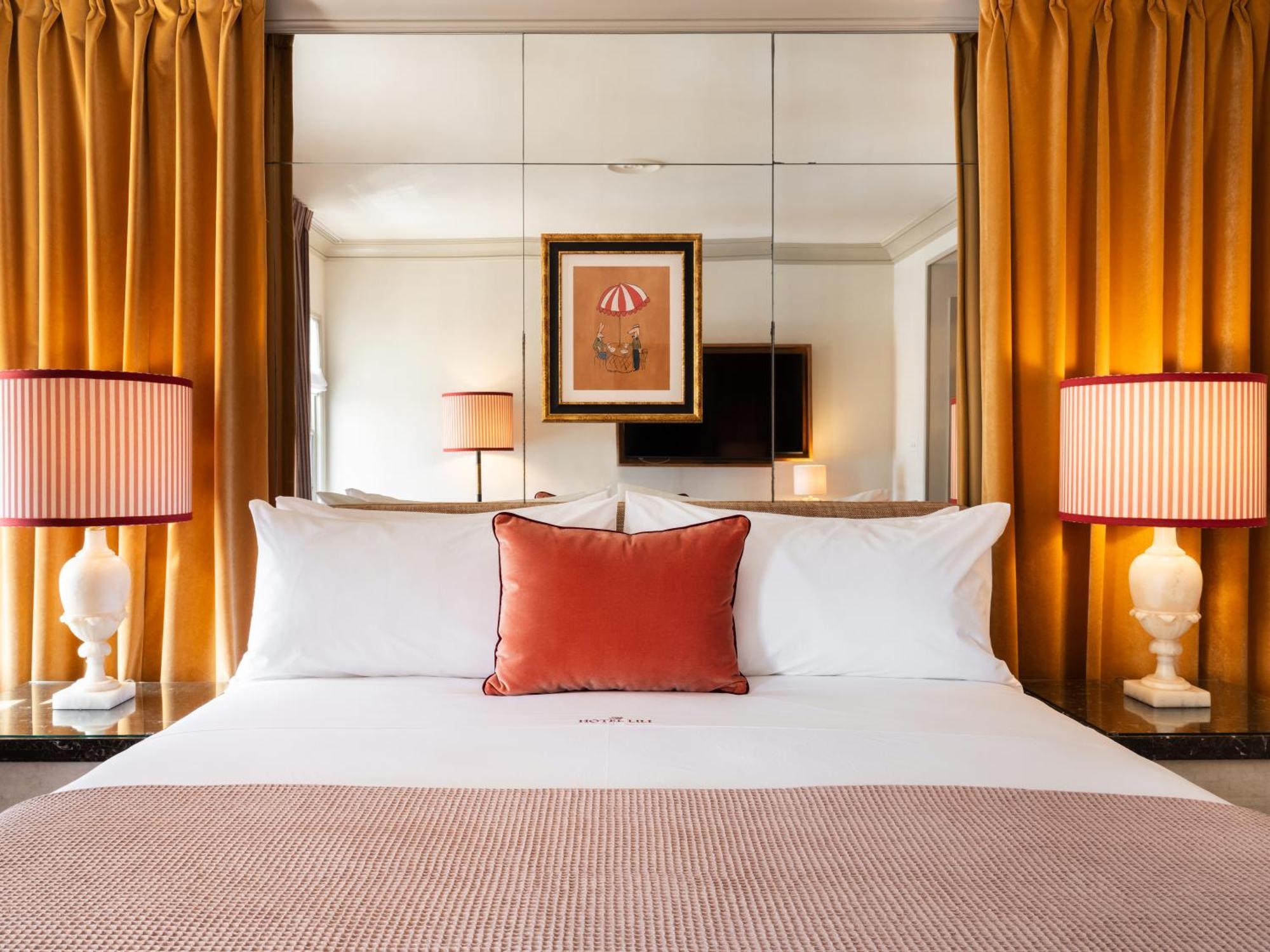 Standard King Room