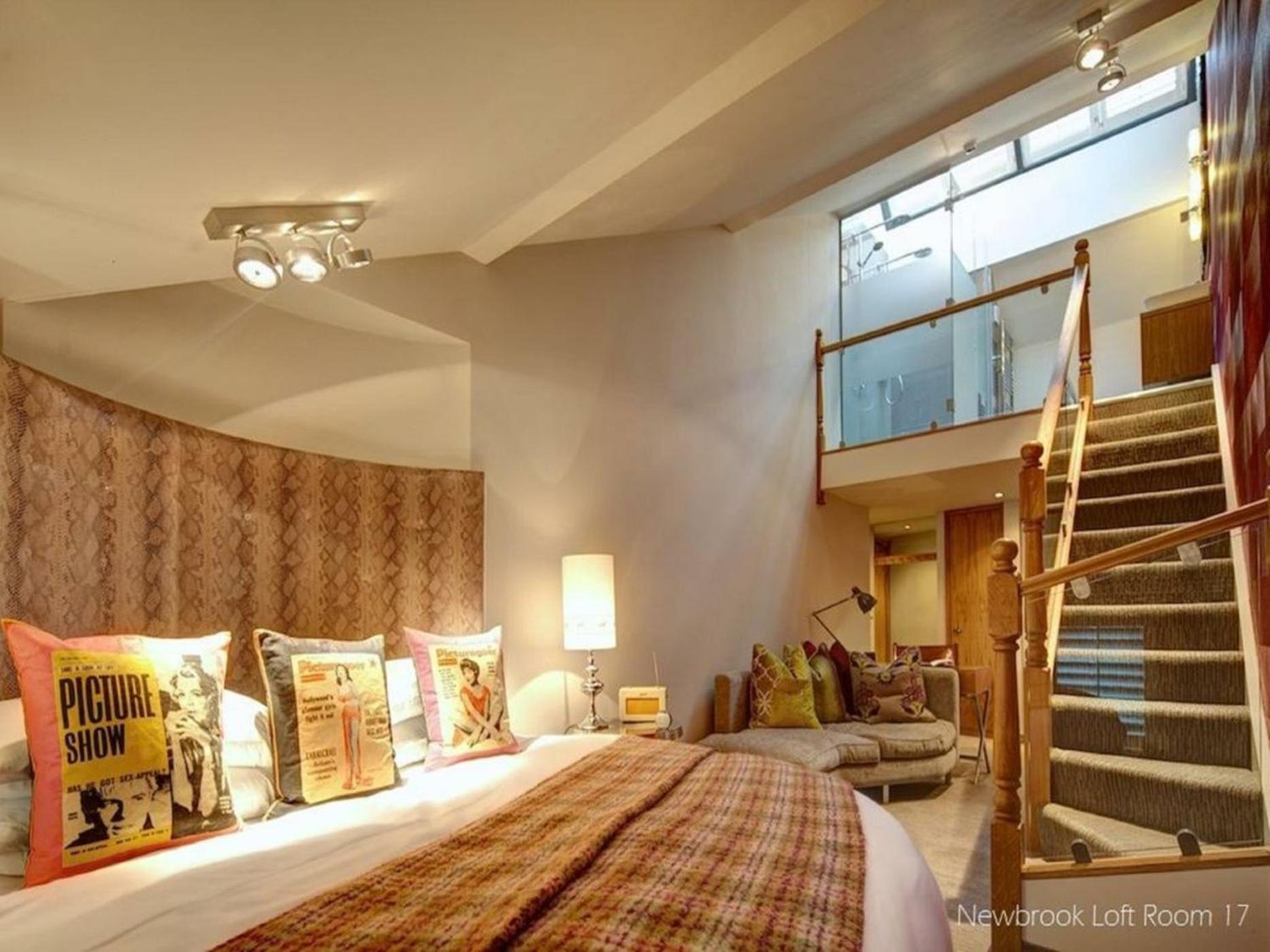 Large Double Room