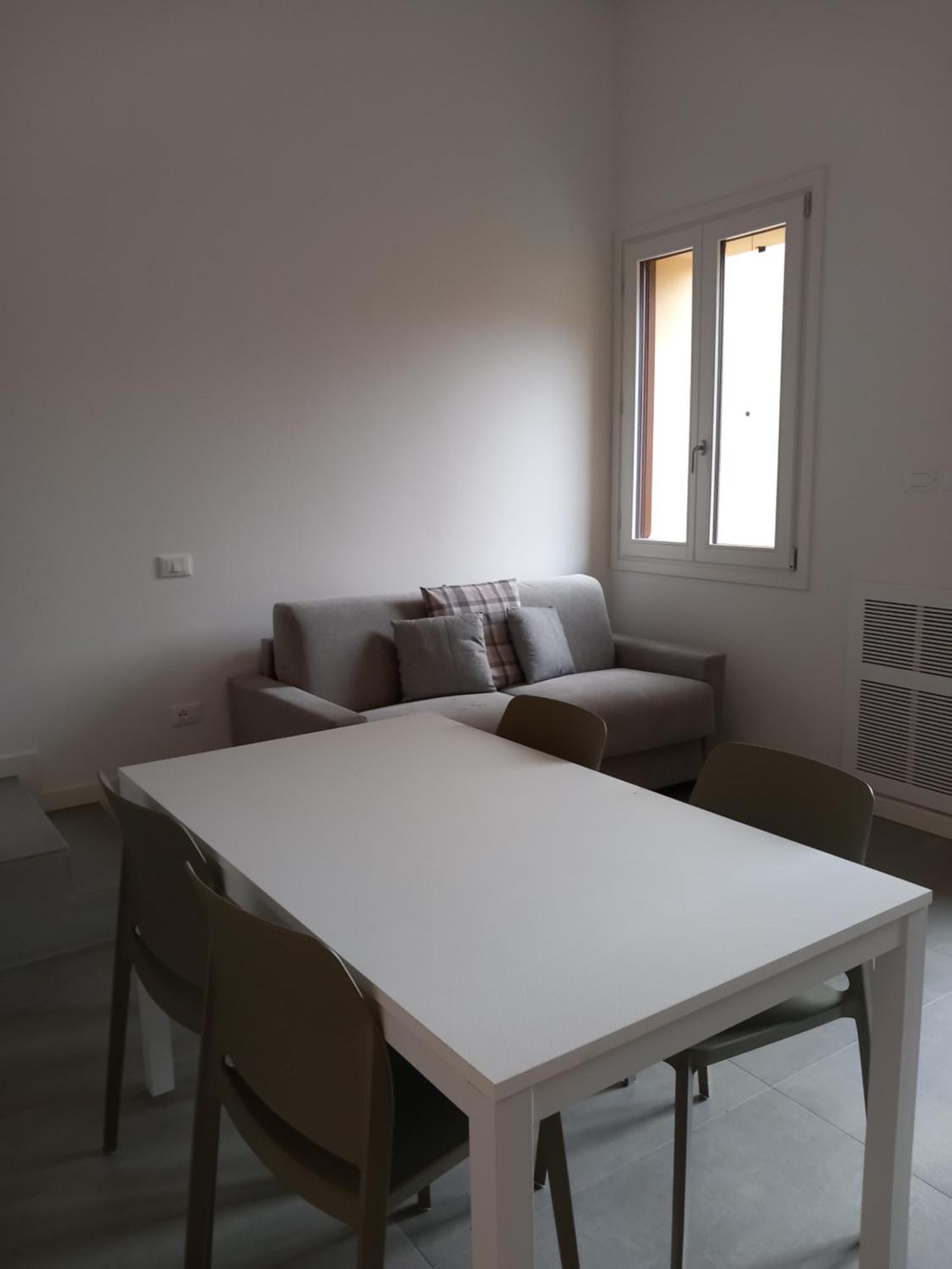 Large Double Room,1765218281:JPEG