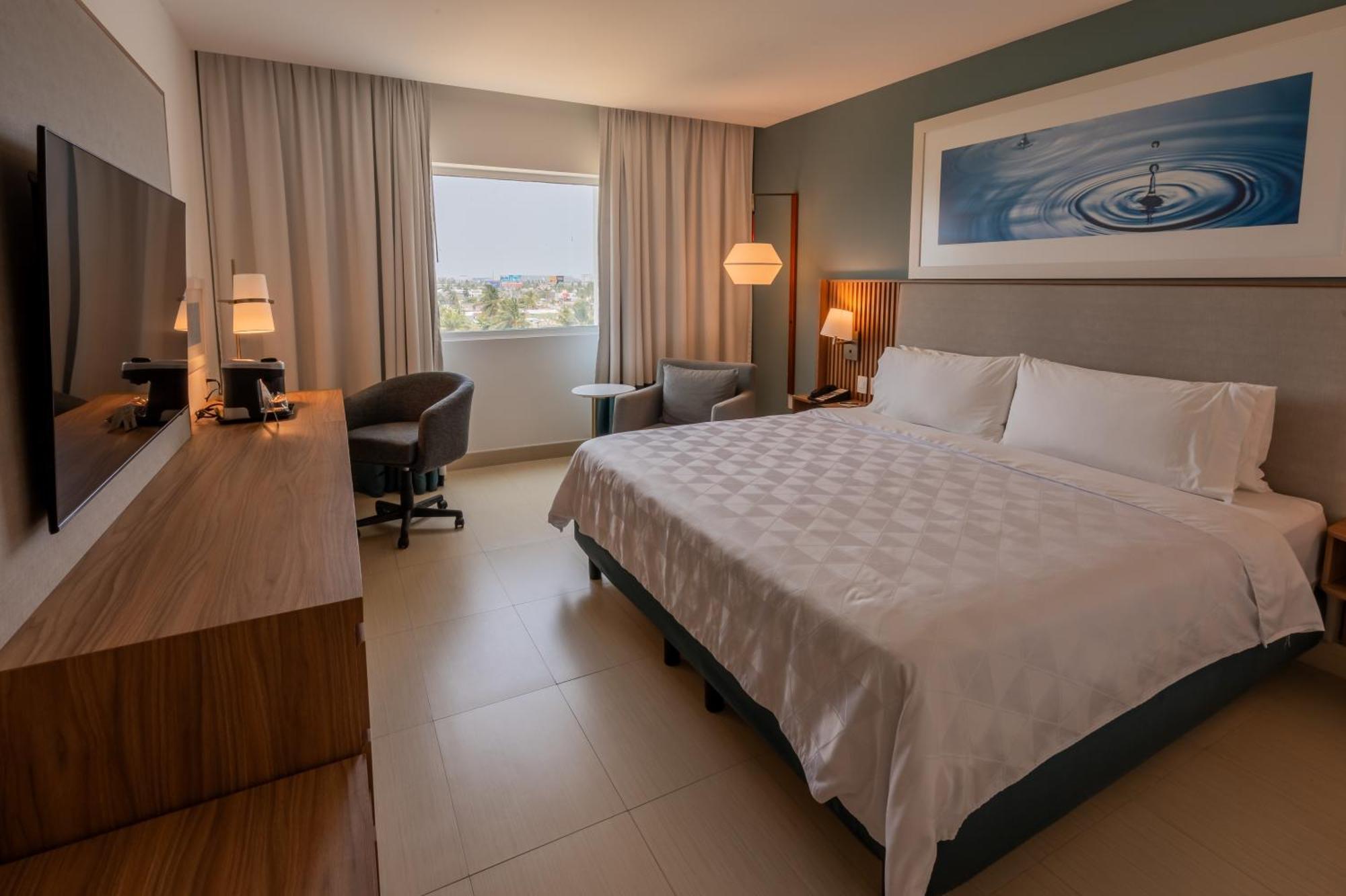 Standard King Room Top Floor