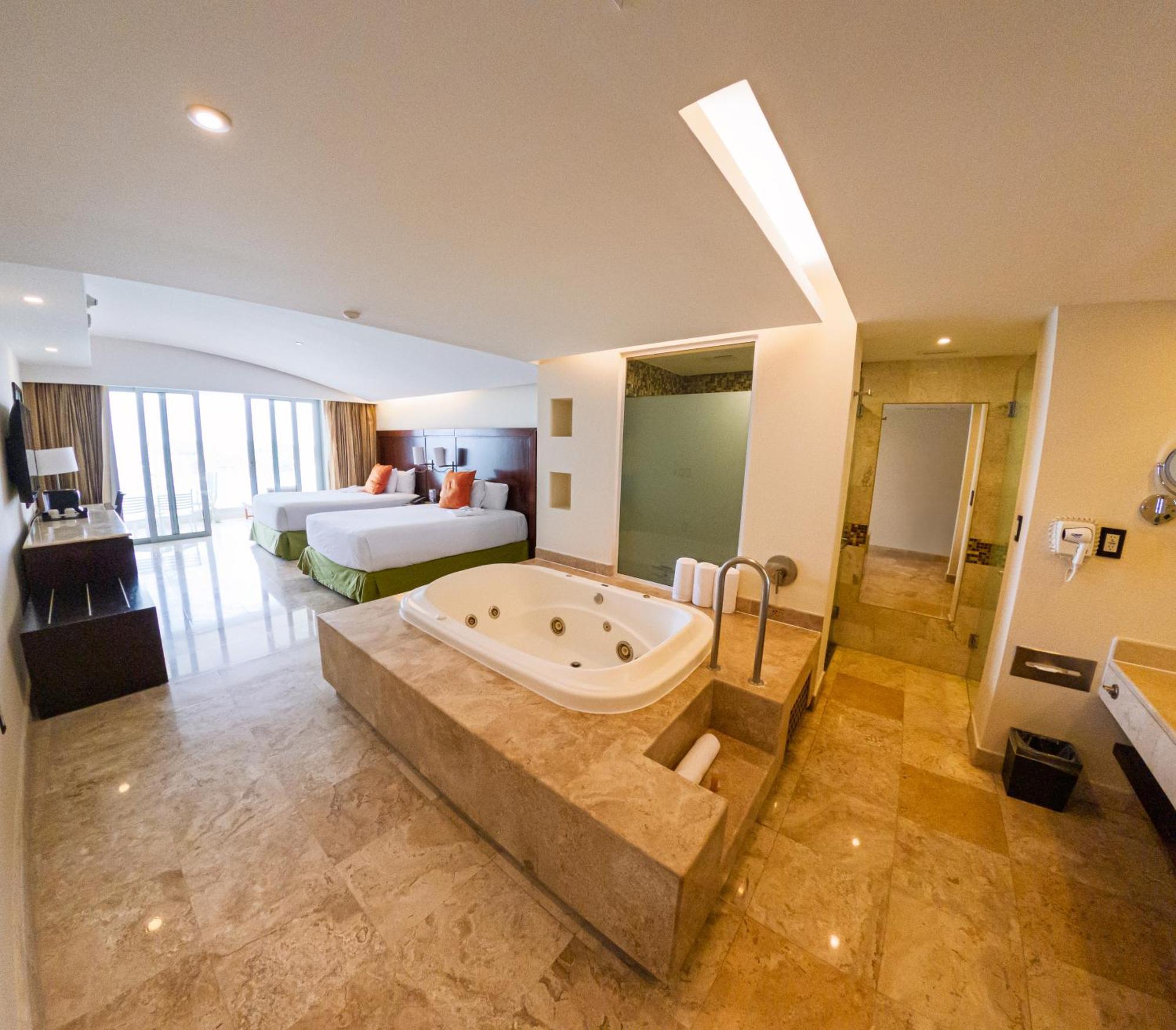 Luxury Suite