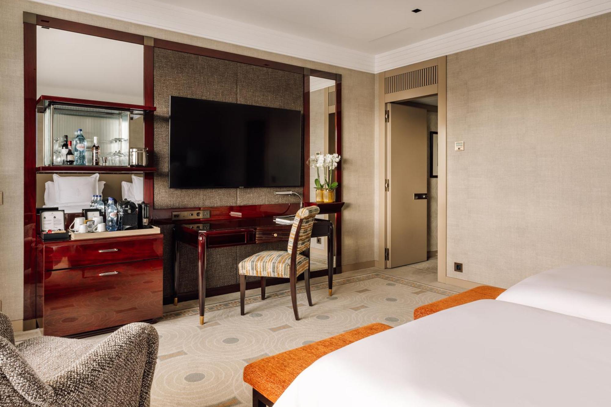 Superior Room Two Twin Beds
