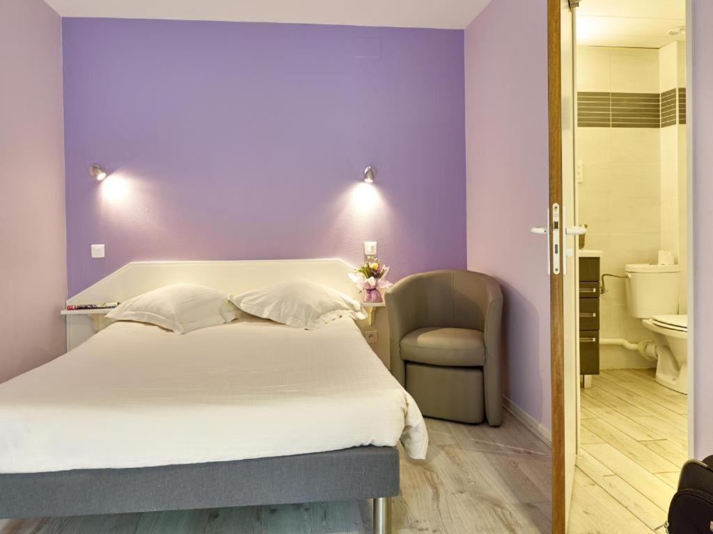 Studio Large Bed Balcony