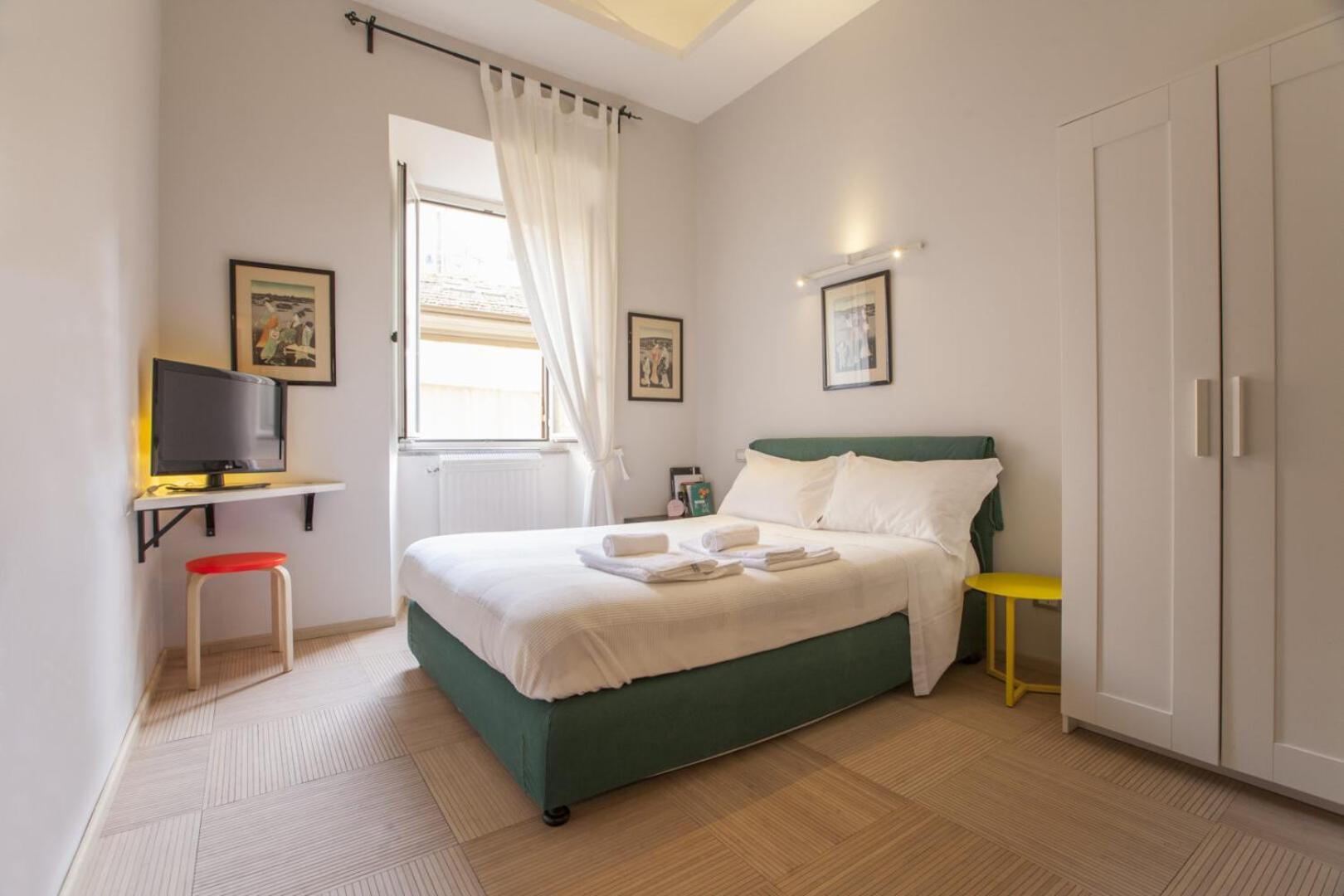 Single Room Private Bathroom