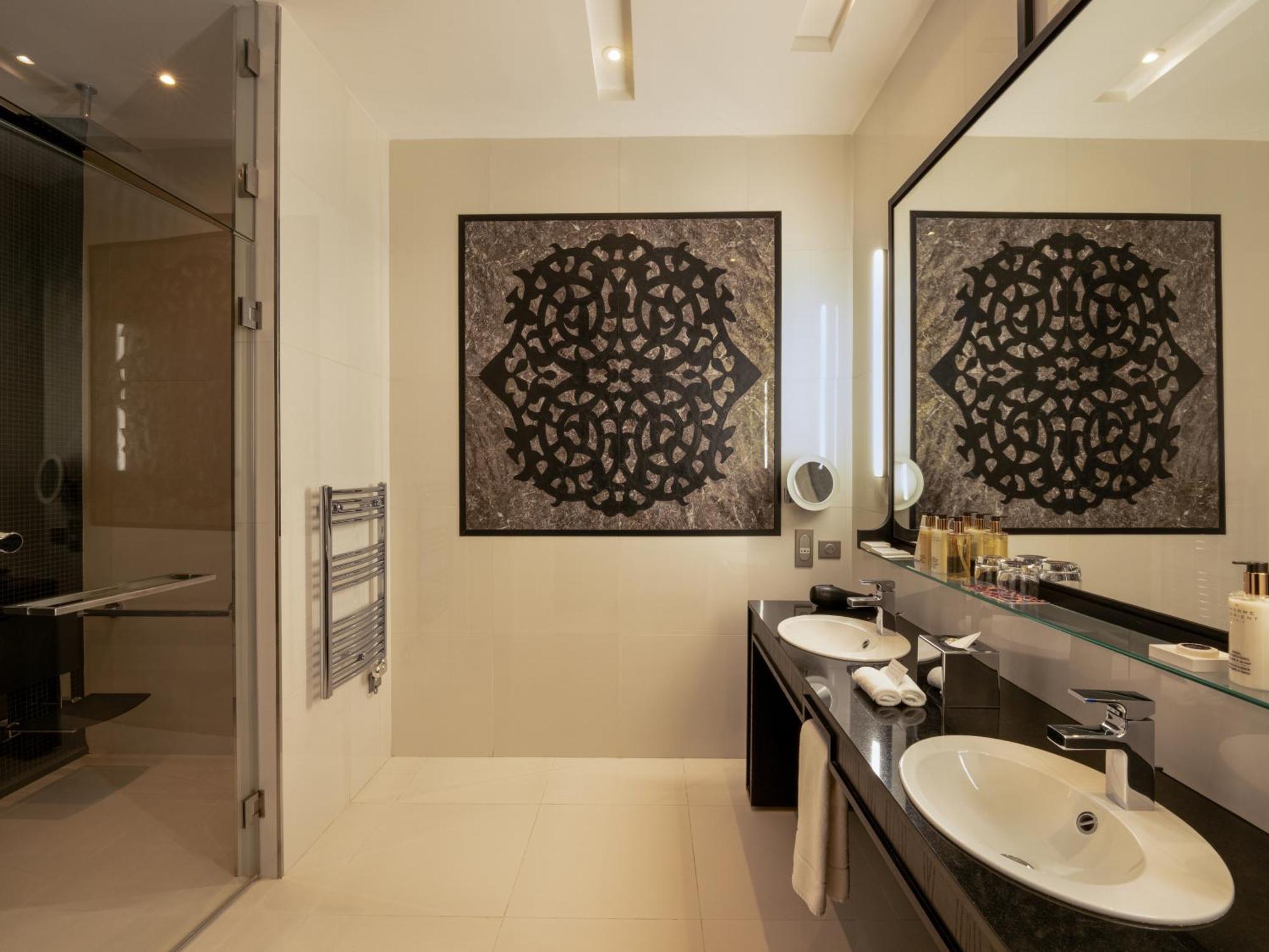 Premium Room King Accessible