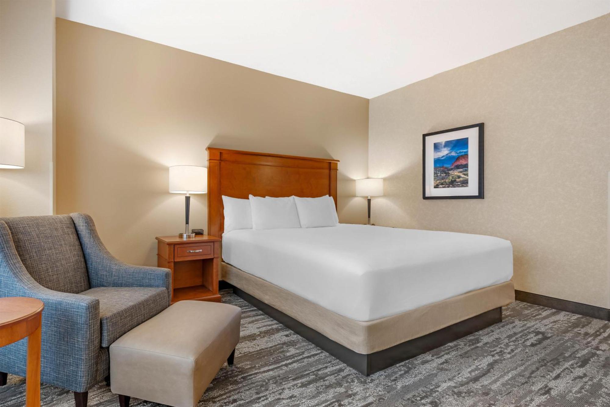 Deluxe King Room - High Floor