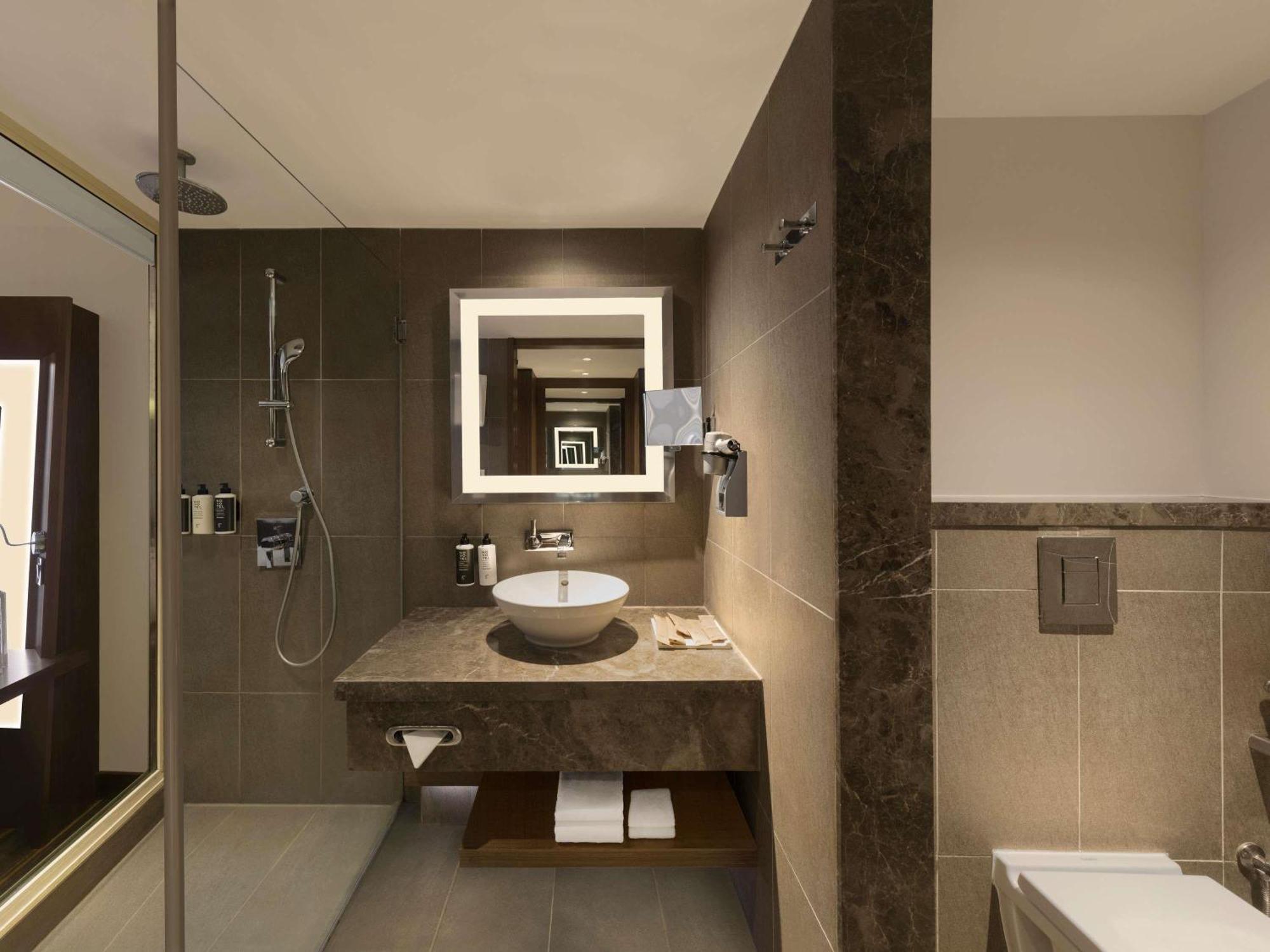 Premier King Room
