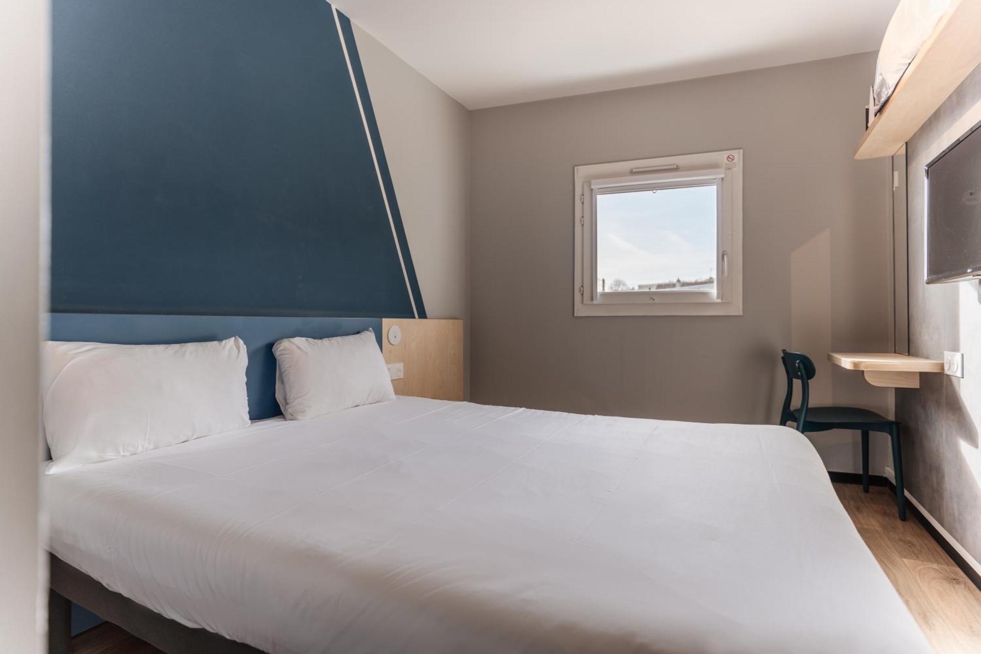 Double Room,1765422030:JPEG