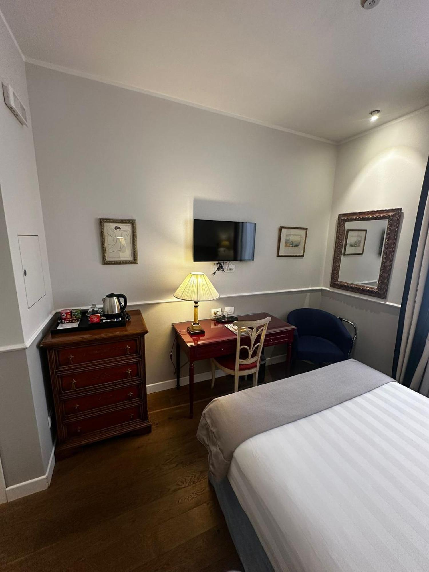 Superior Single Room