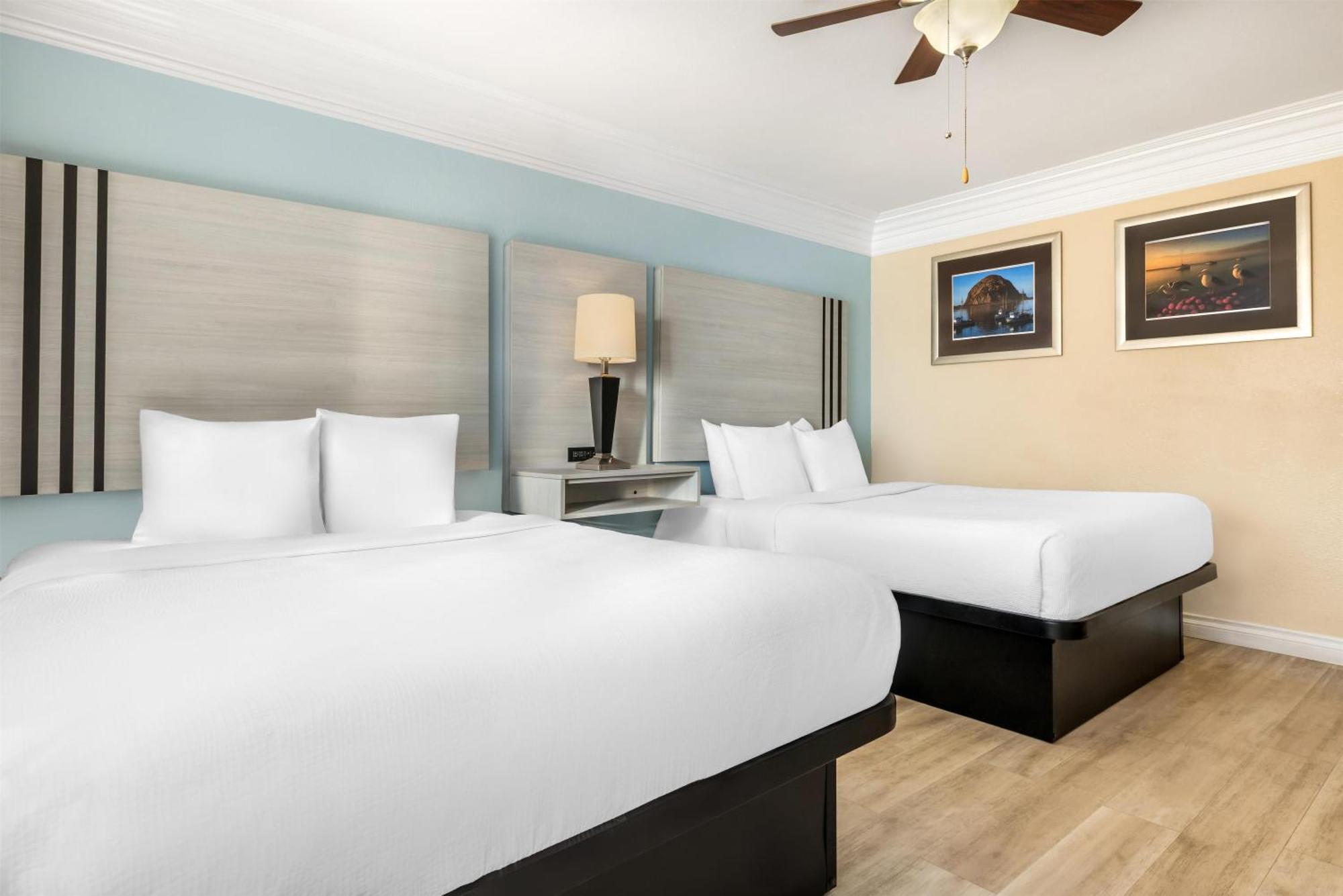 Large Queen Room with Two Queen Beds - Non-Smoking