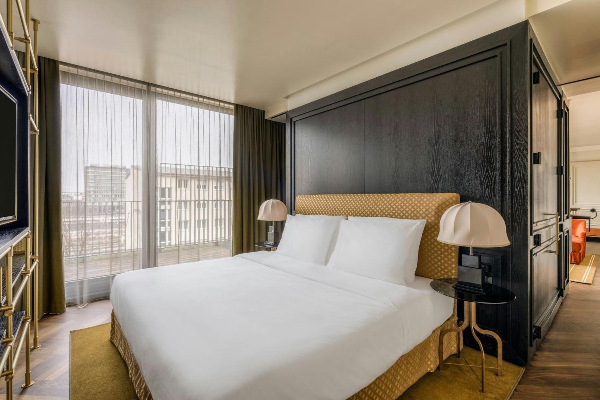 Grand Suite, Suite, 1 King, Whirlpool, Balcony
