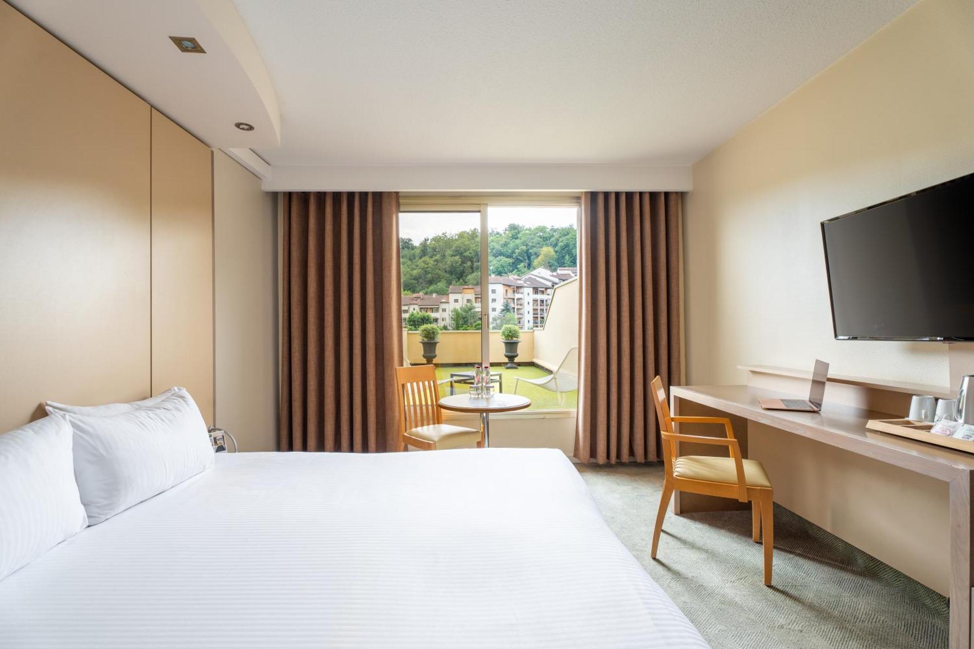 Comfort Room Terrace Balcony Spa Pool Access not