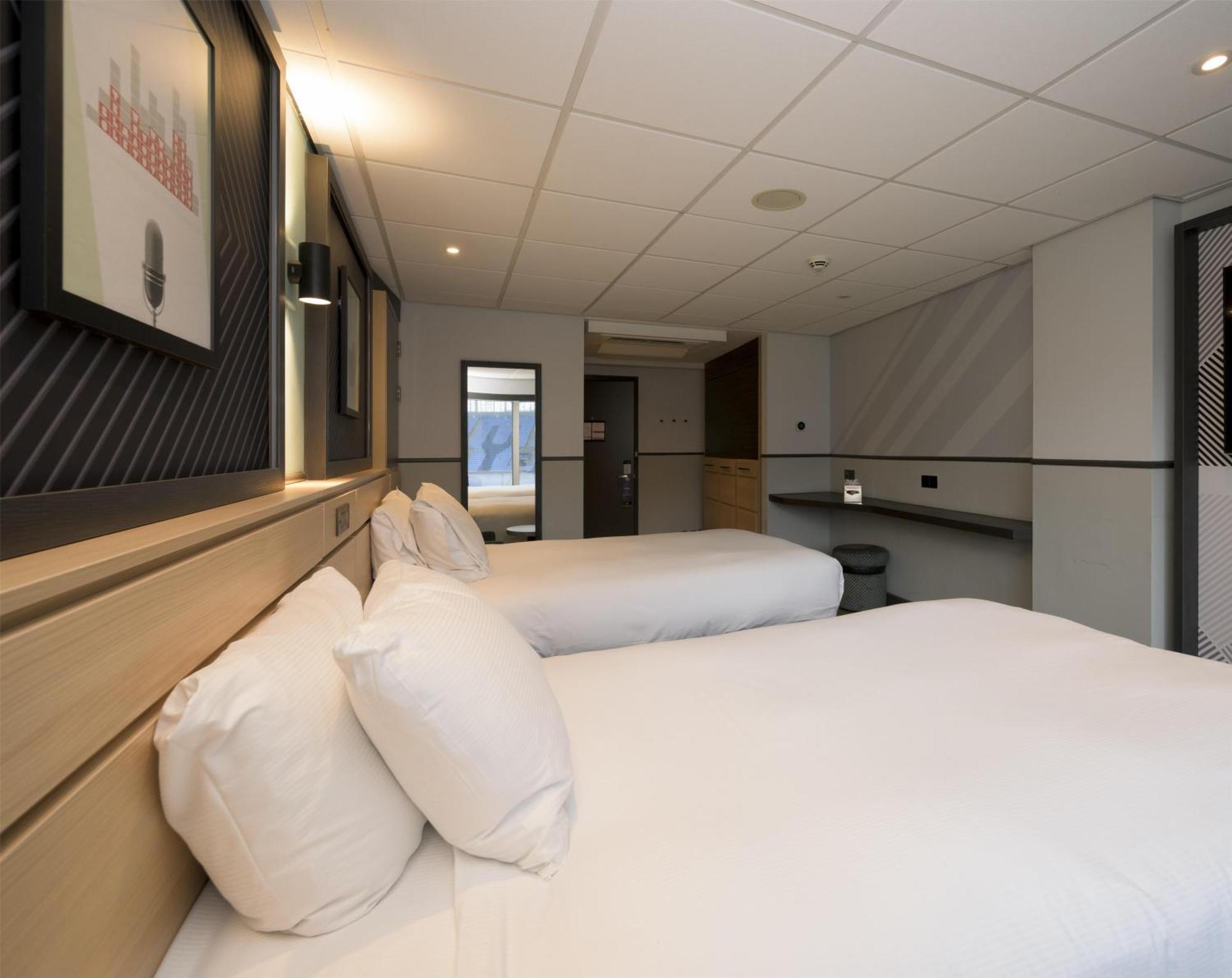 Twin Guest Room Pitch View