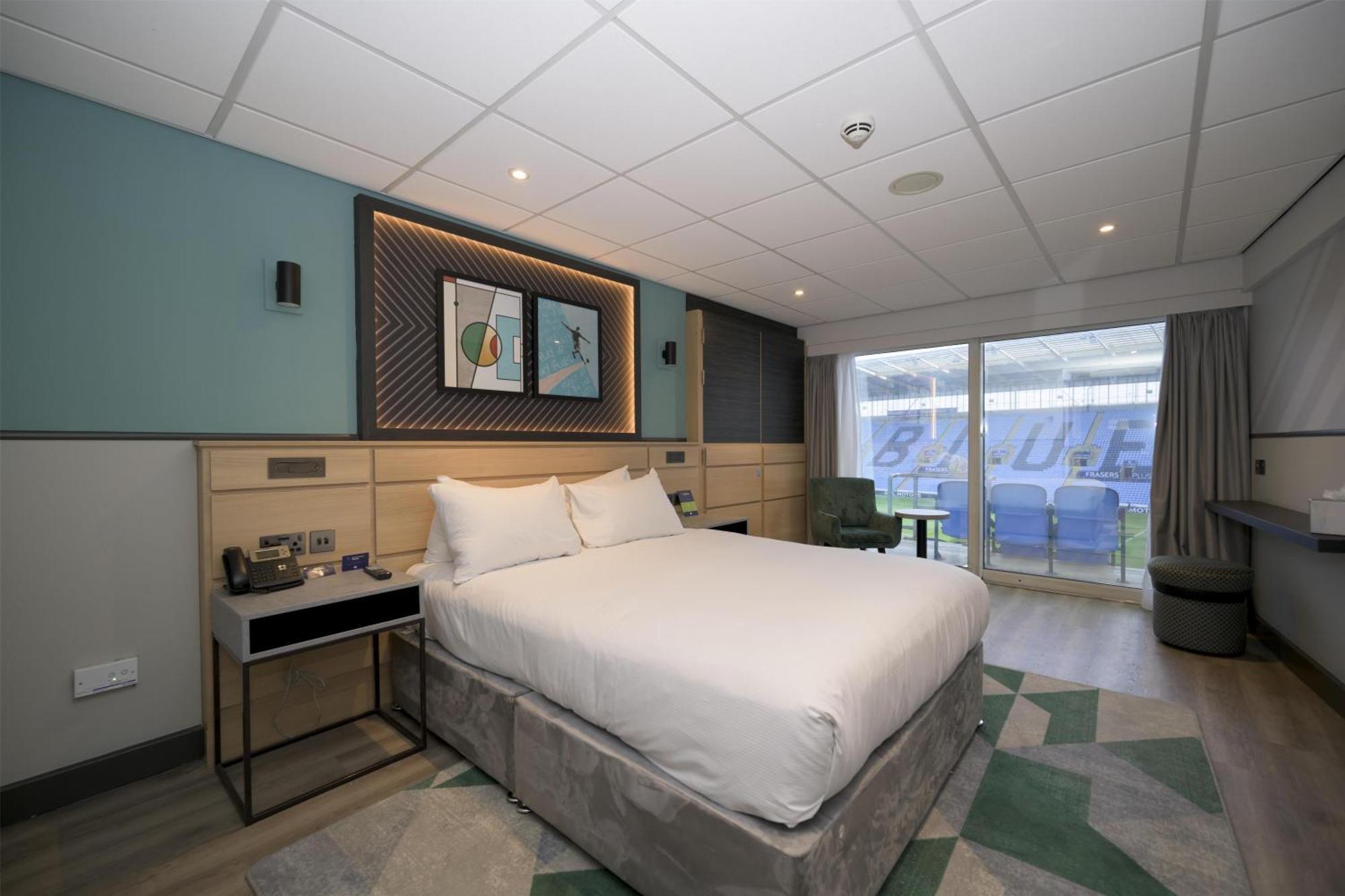 Queen Guest Room Pitch View