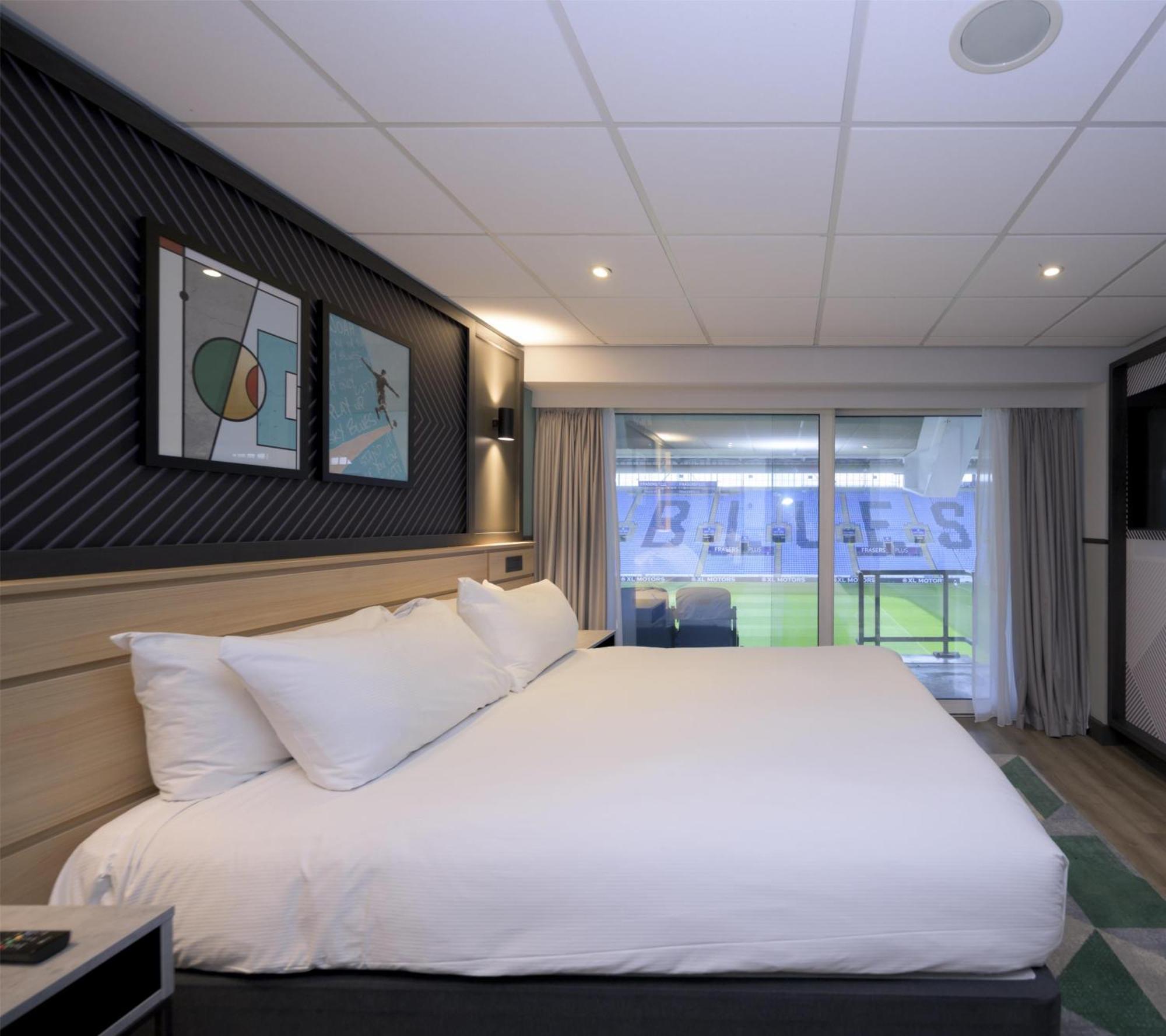 King Guest Room Pitch View