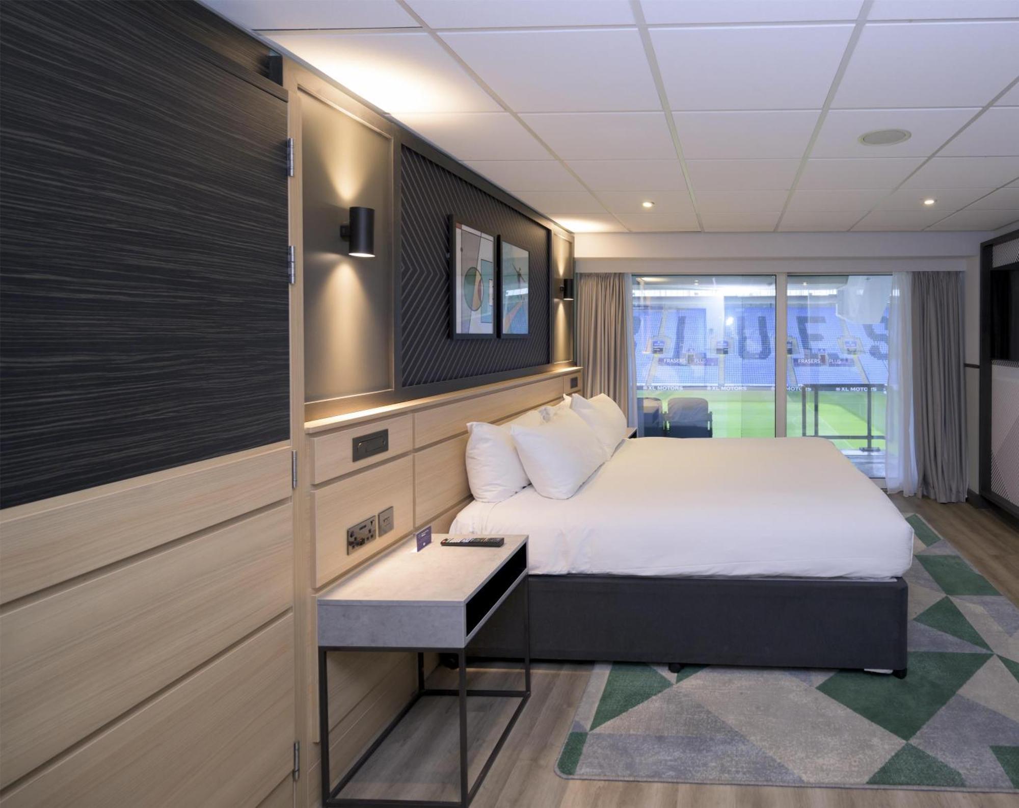King Guest Room Pitch View