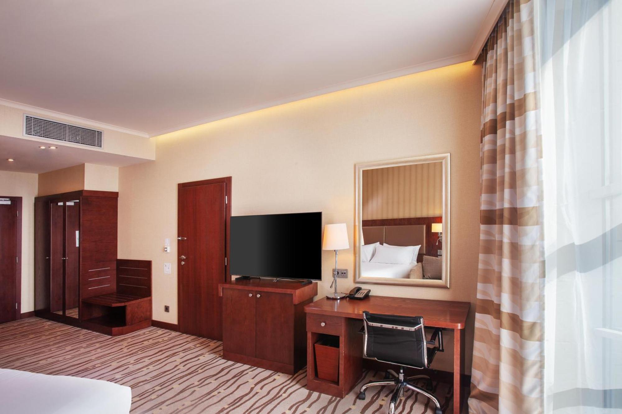 King Room Mobility Access