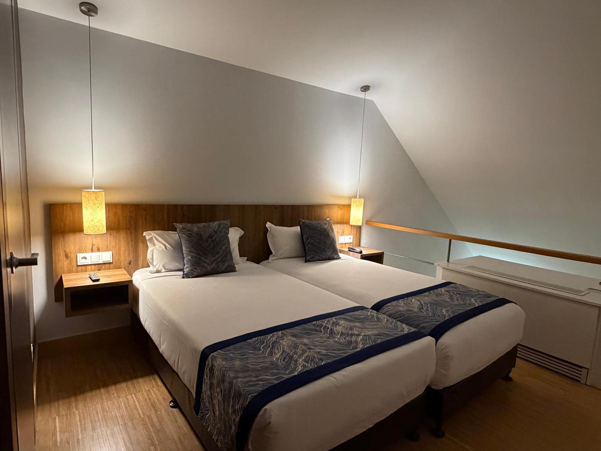 Duplex Room
