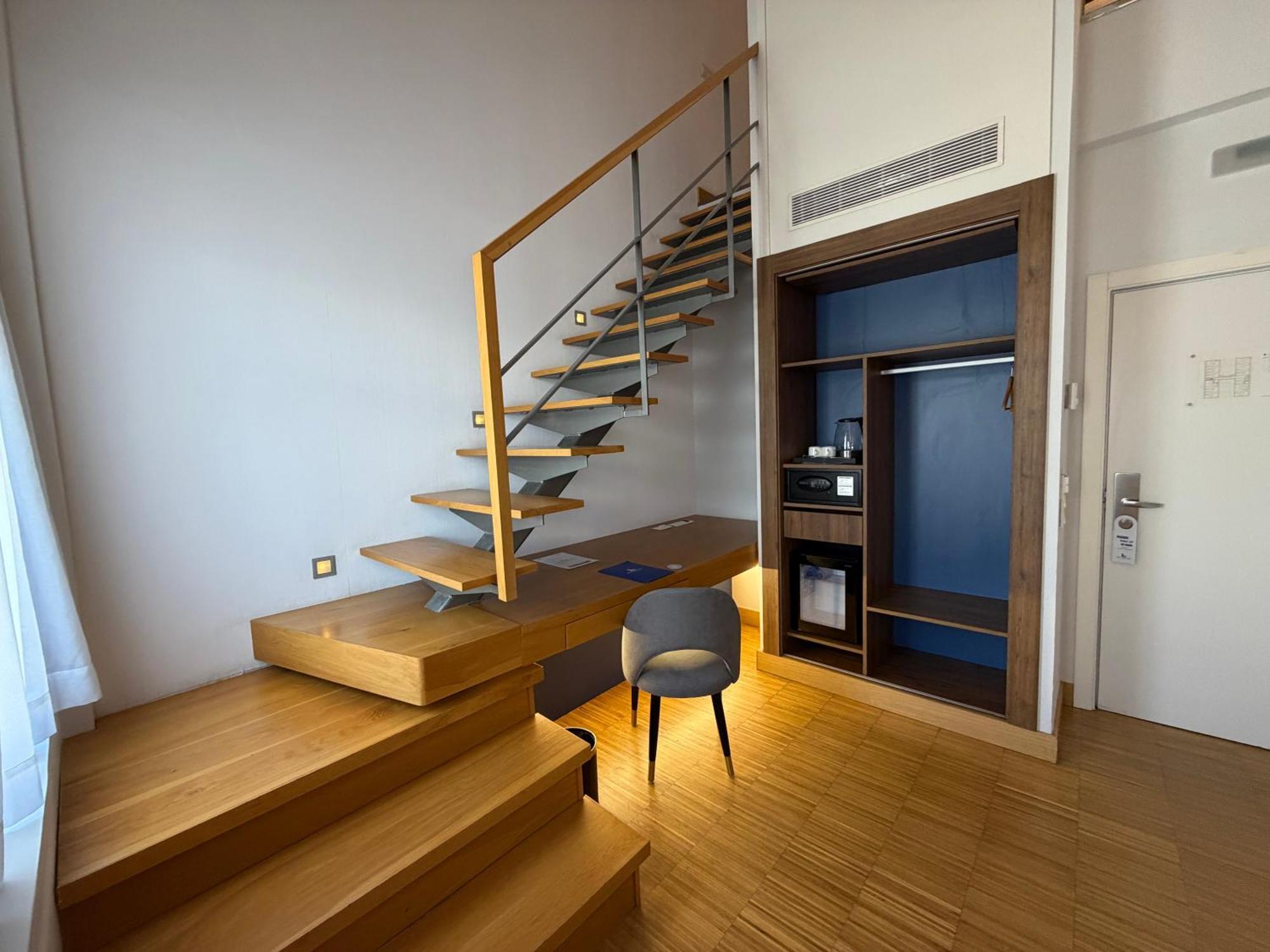 Duplex Room
