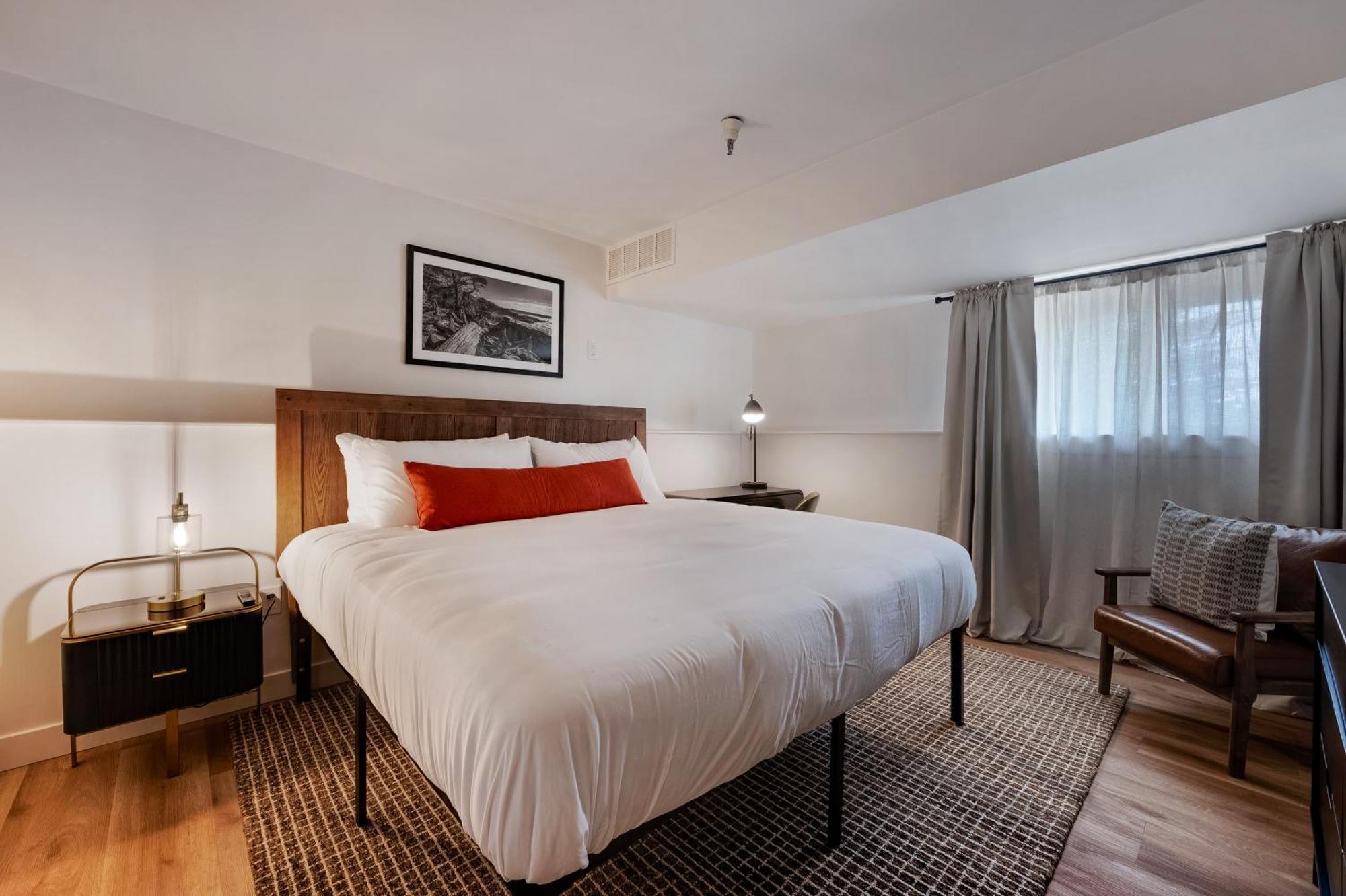 Deluxe Family Suite