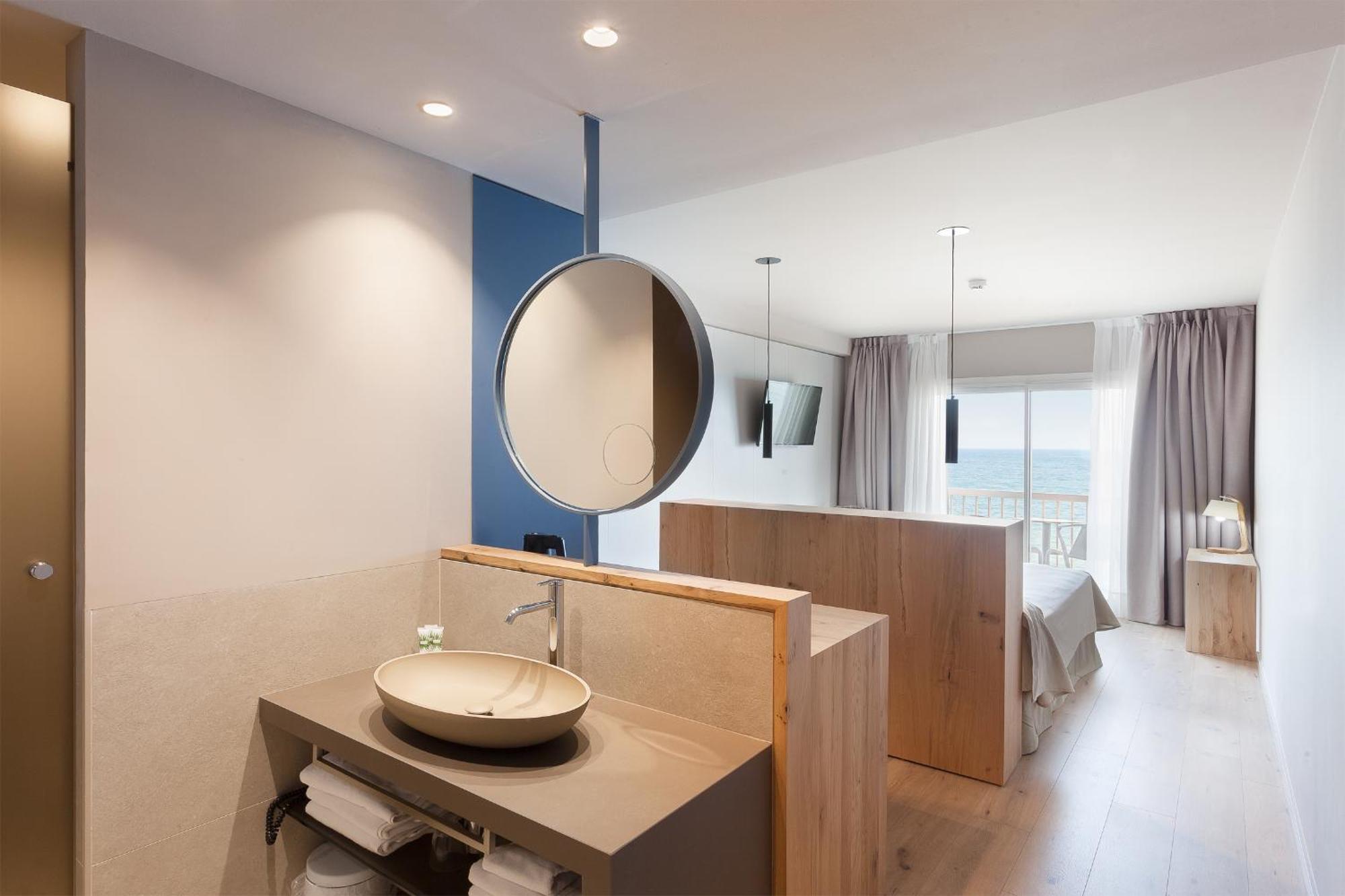 Deluxe Suite Sea View