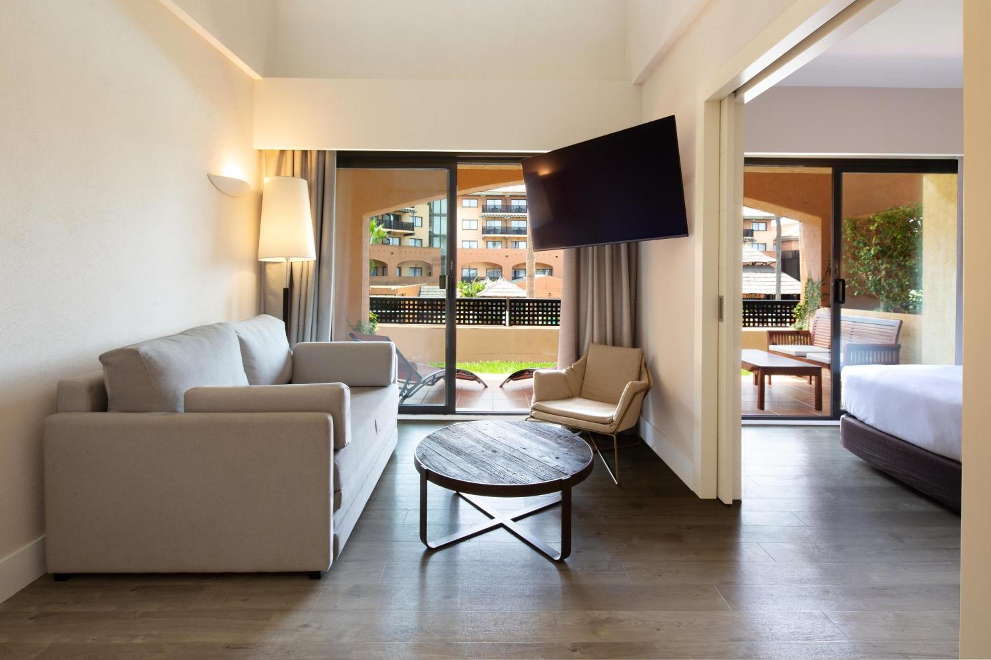 Two-Bedroom King Suite