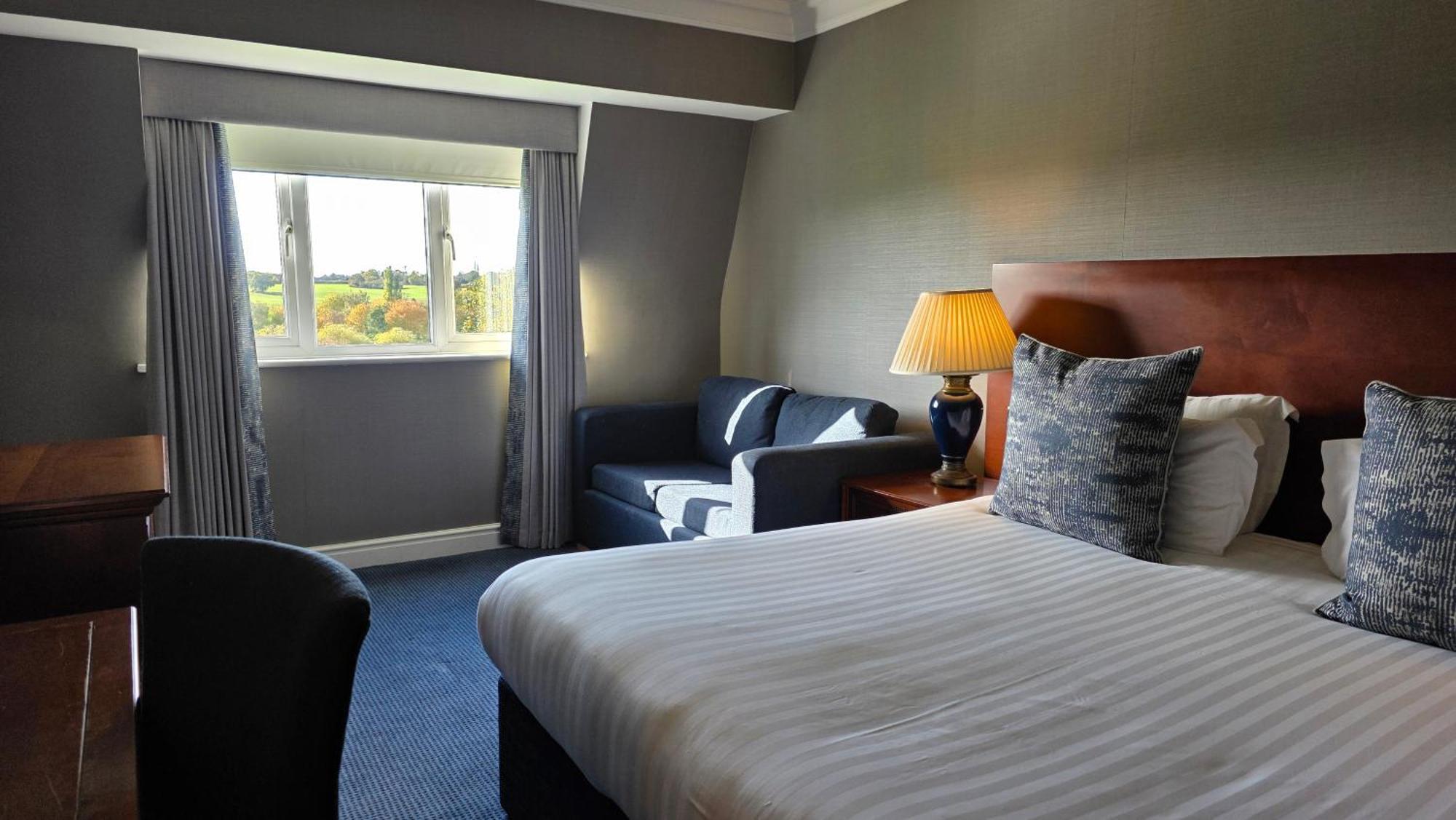 Family Room One Double Bed One Single Bed Non-Smoking