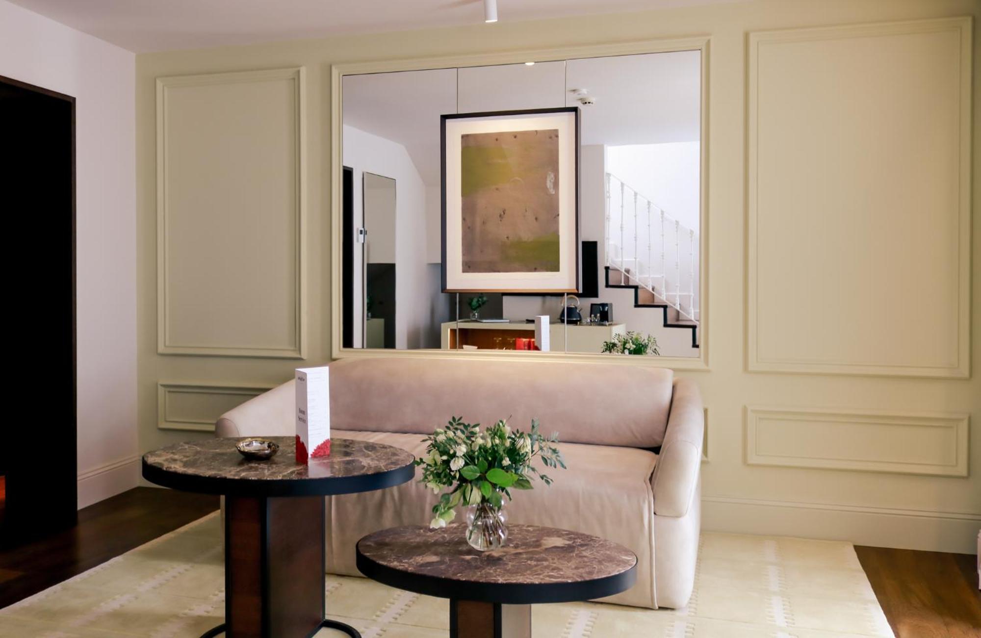 Junior Suite,1765839273:JPEG
