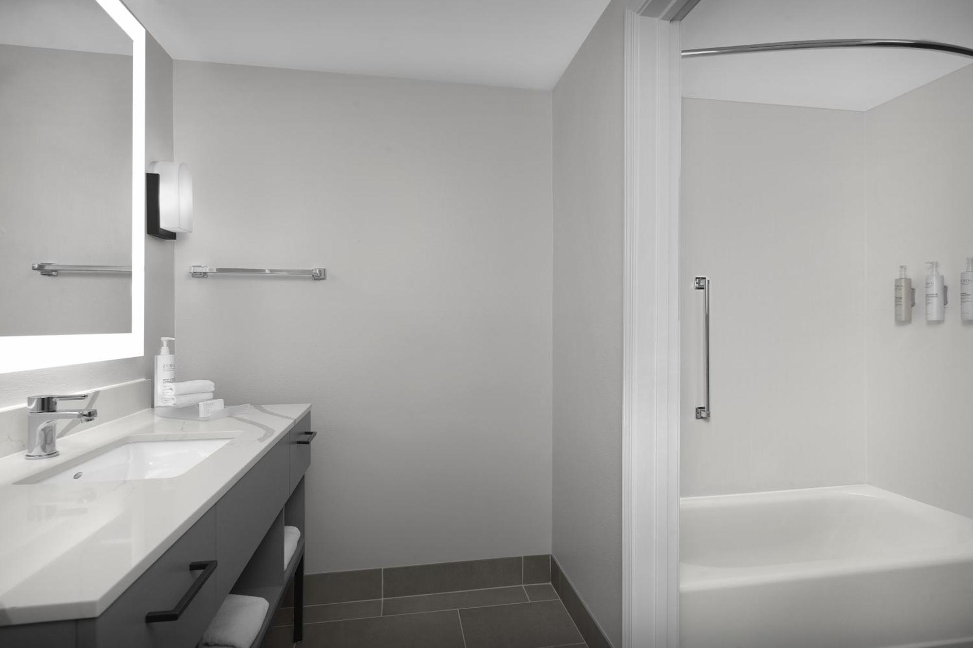 Two Bedroom Suite with One King and Two Queen Beds - Non-Smoking
