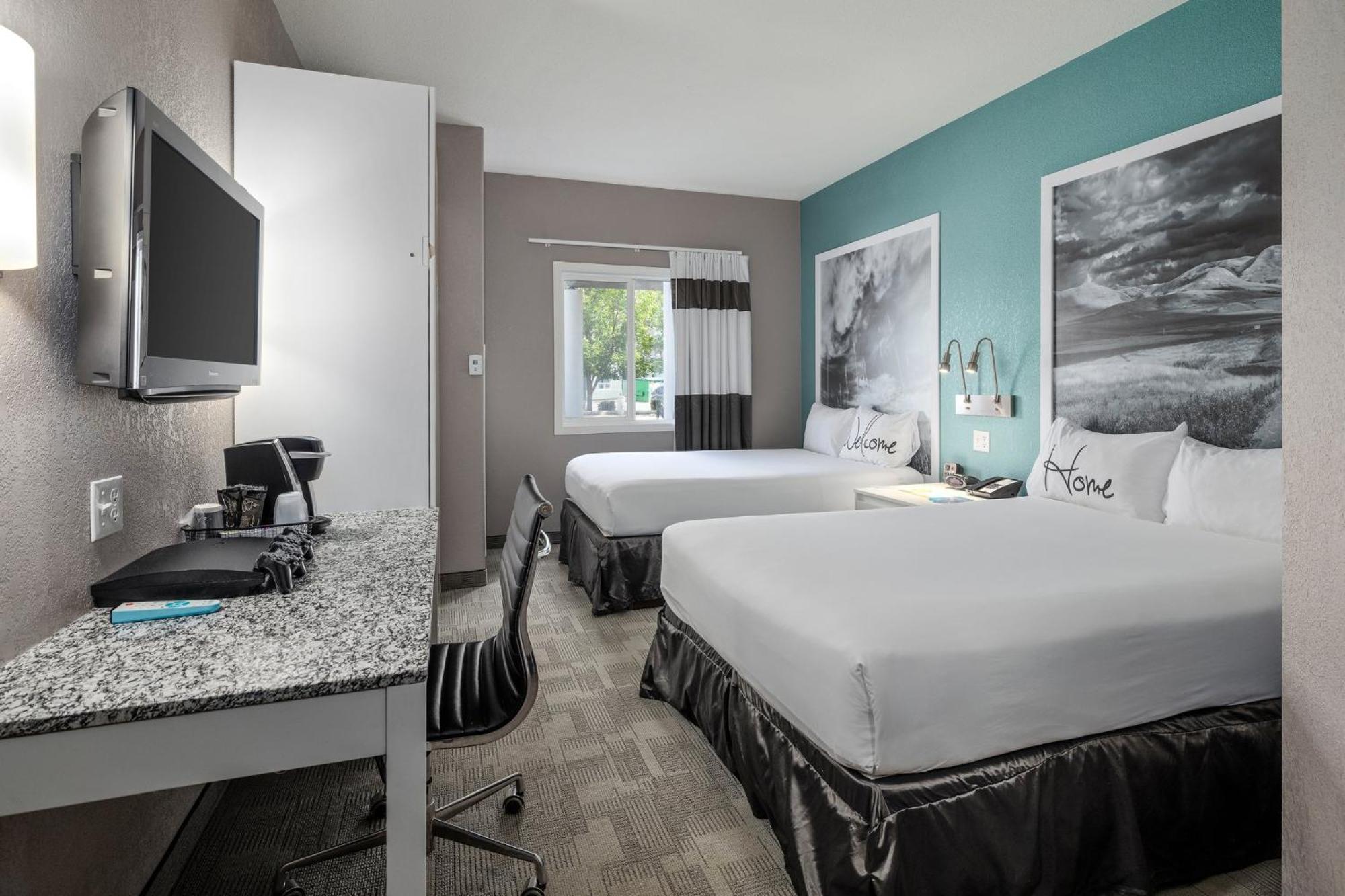 Standard Double Room Two Double Beds