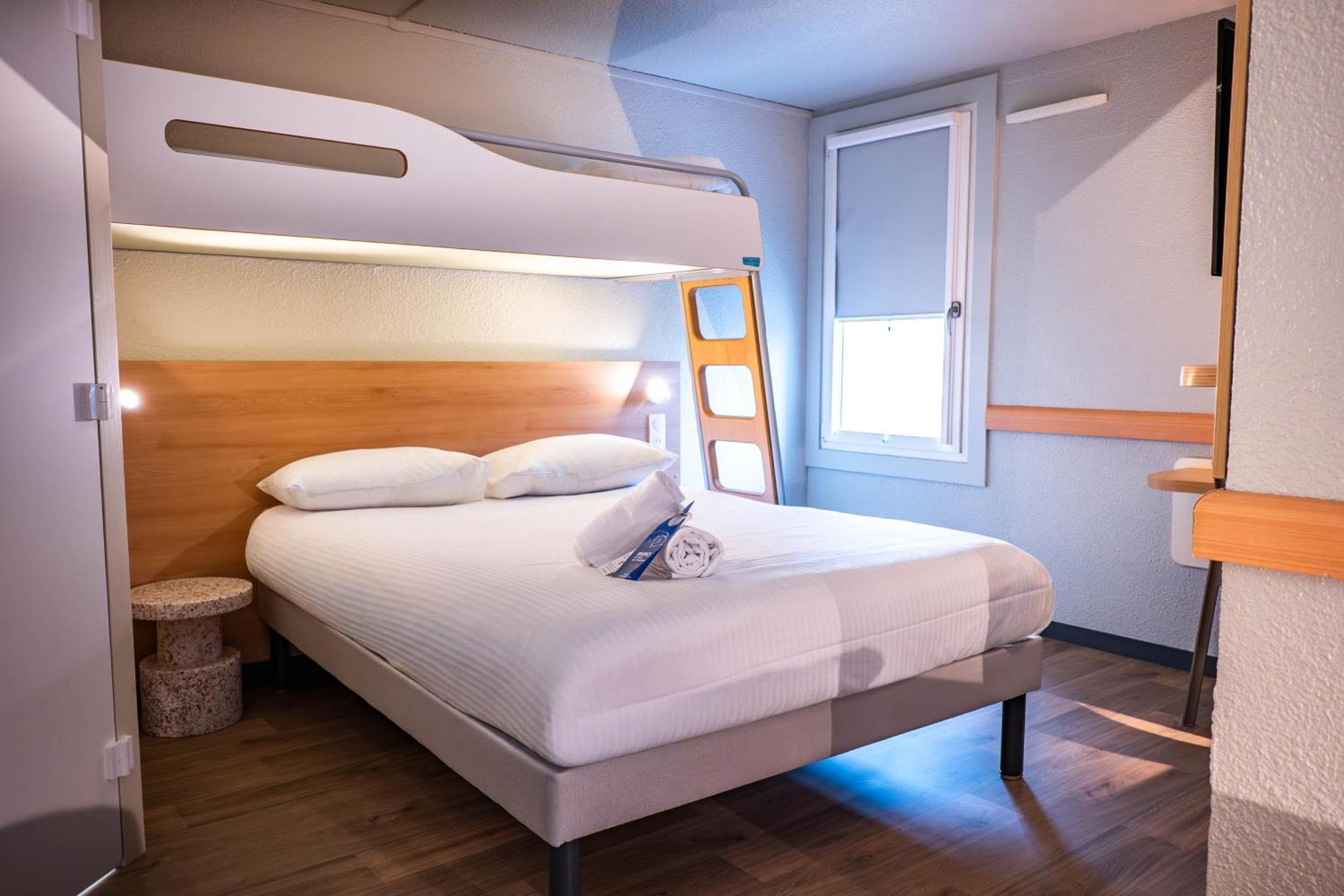 Family Room One Double Bed Two Single Bed