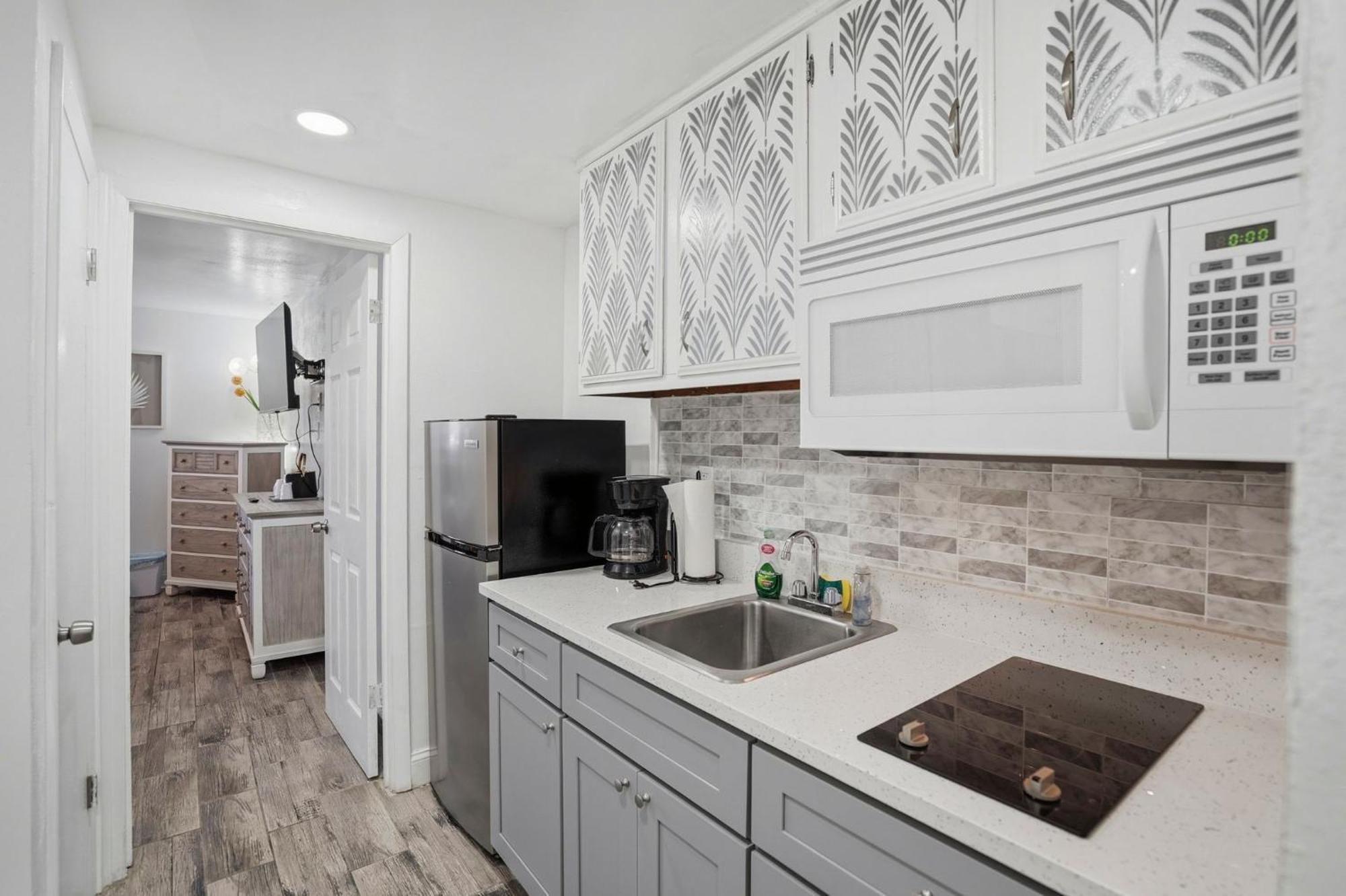 One-Bedroom Suite