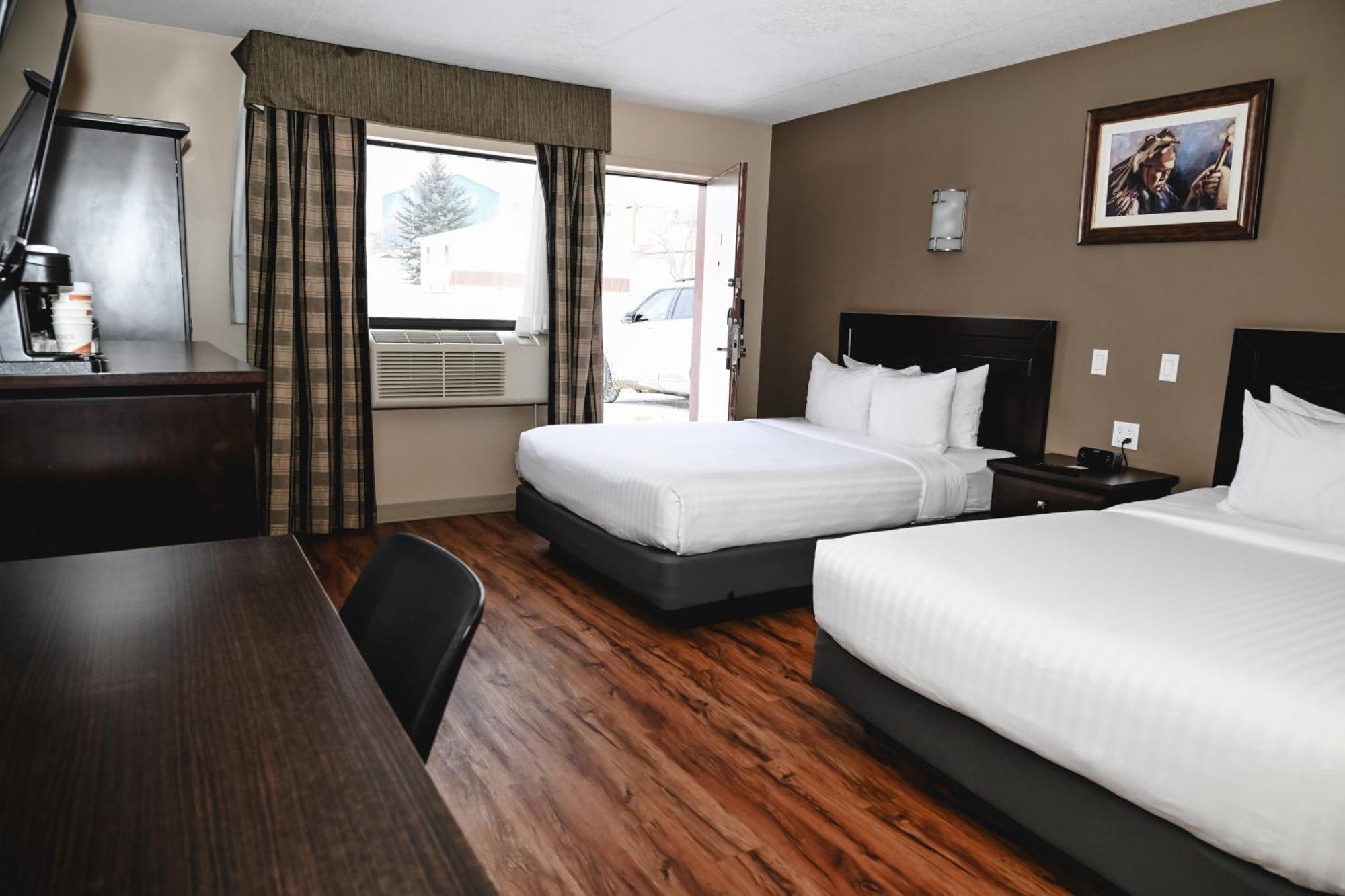 Standard Room Two Queen beds or outside access