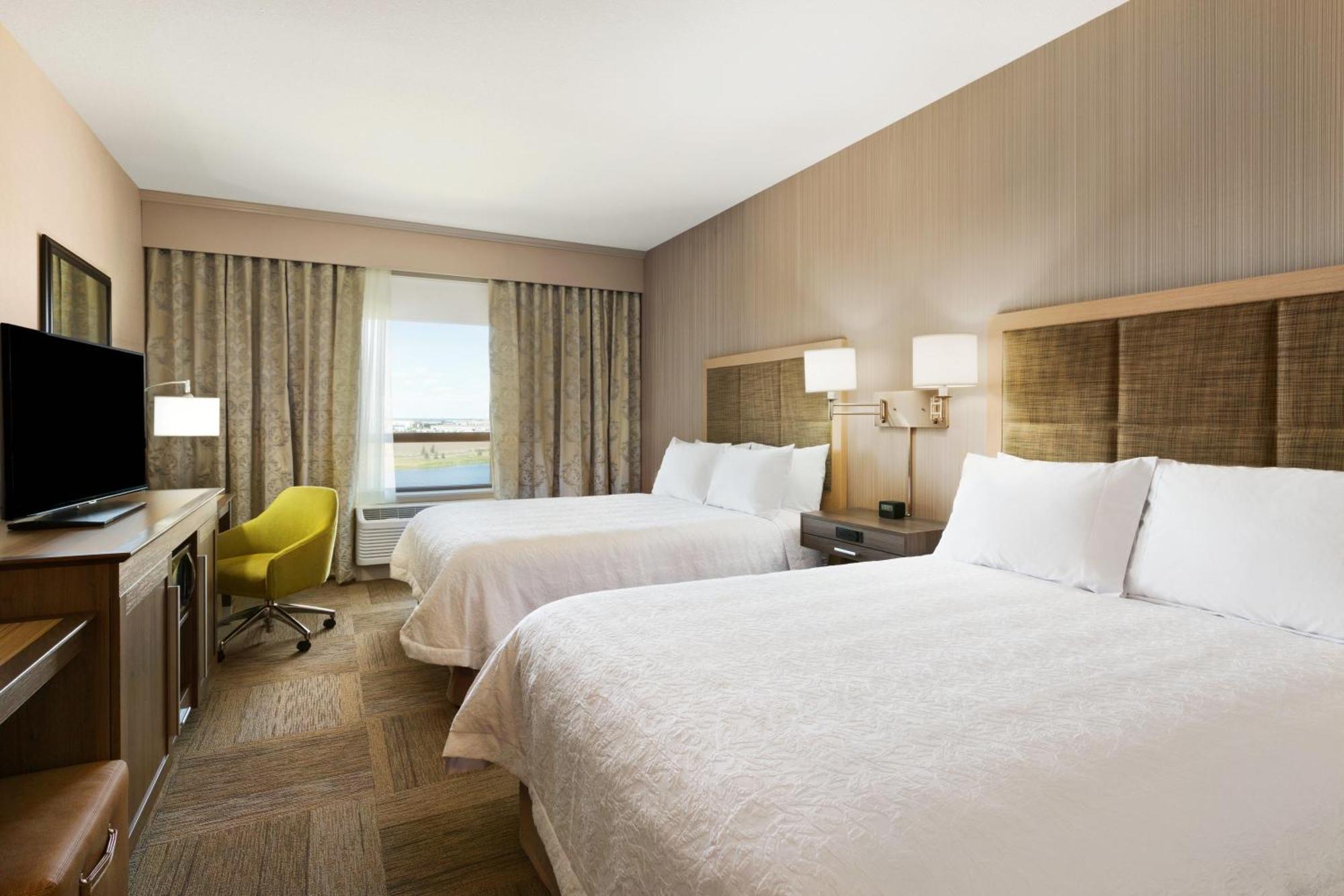 Queen Room Two Queen Beds