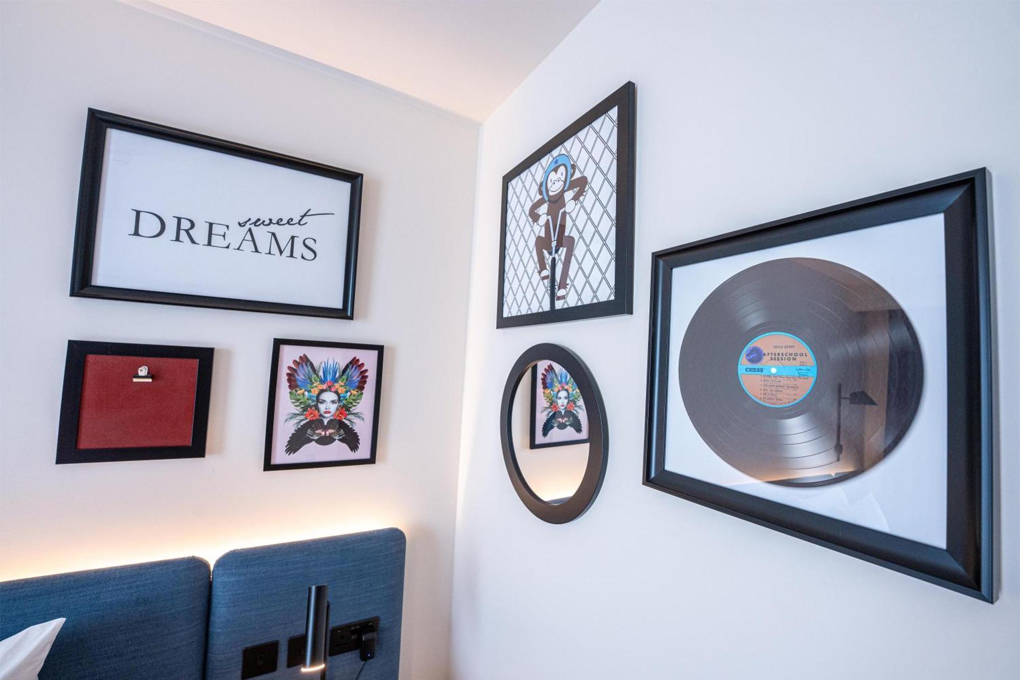 Super King Room
