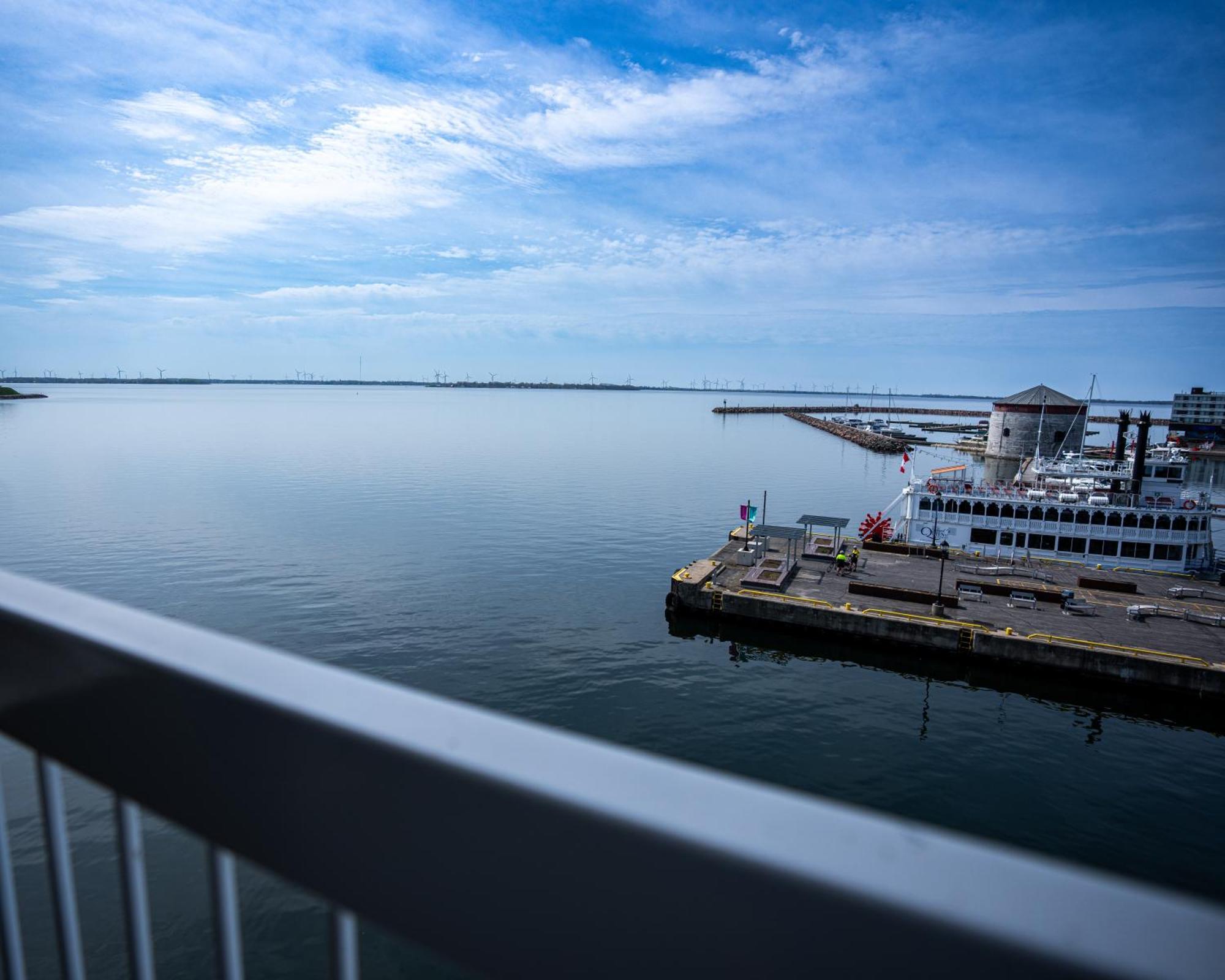 Two Queen Standard Harbour View Balcony